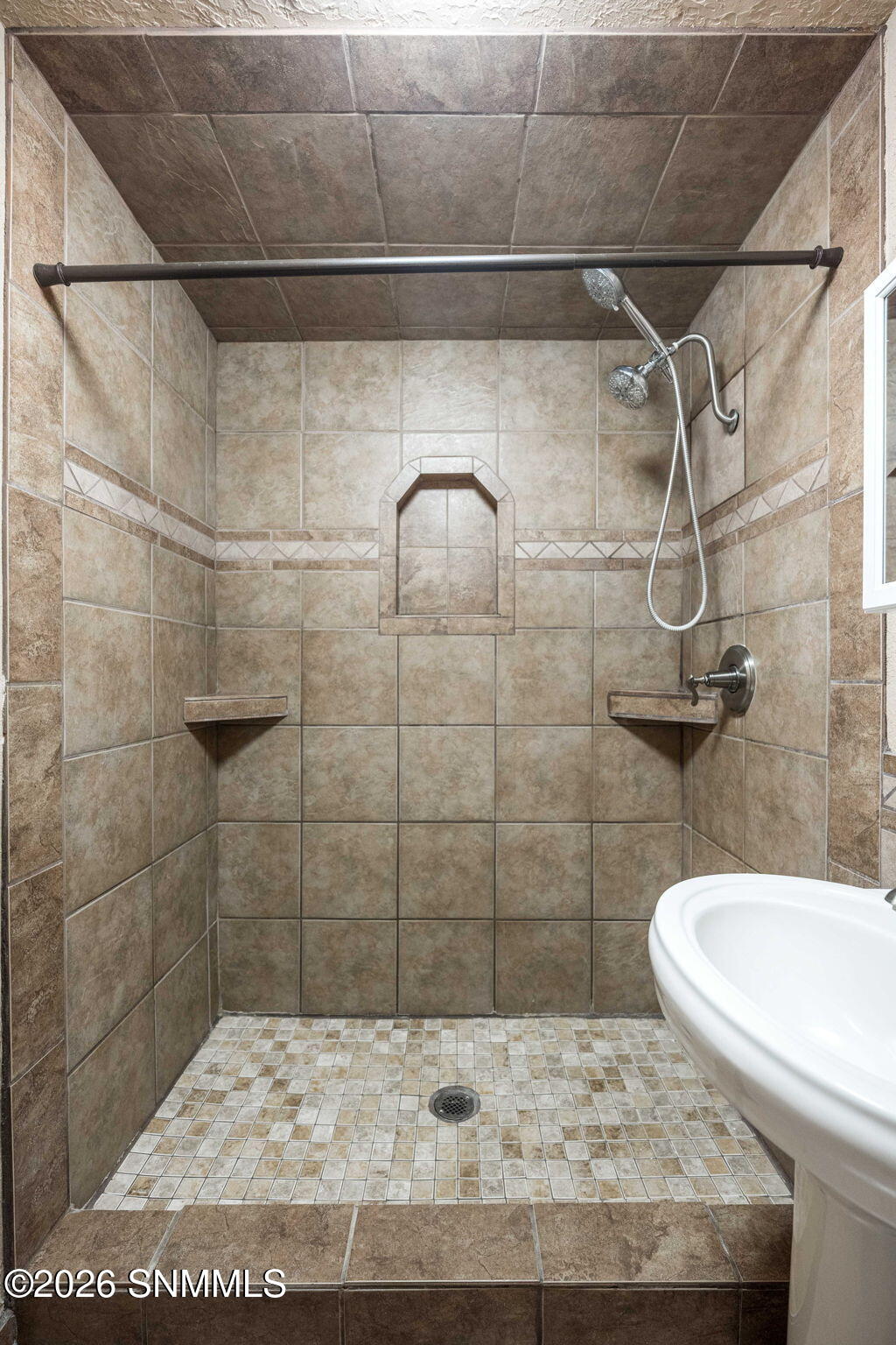 29-web-or-mls-Snappin Homes (CalleDeSuen