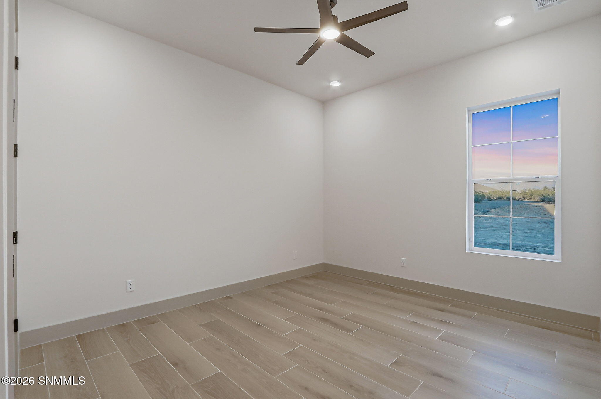 32-web-or-mls-IMG_2015