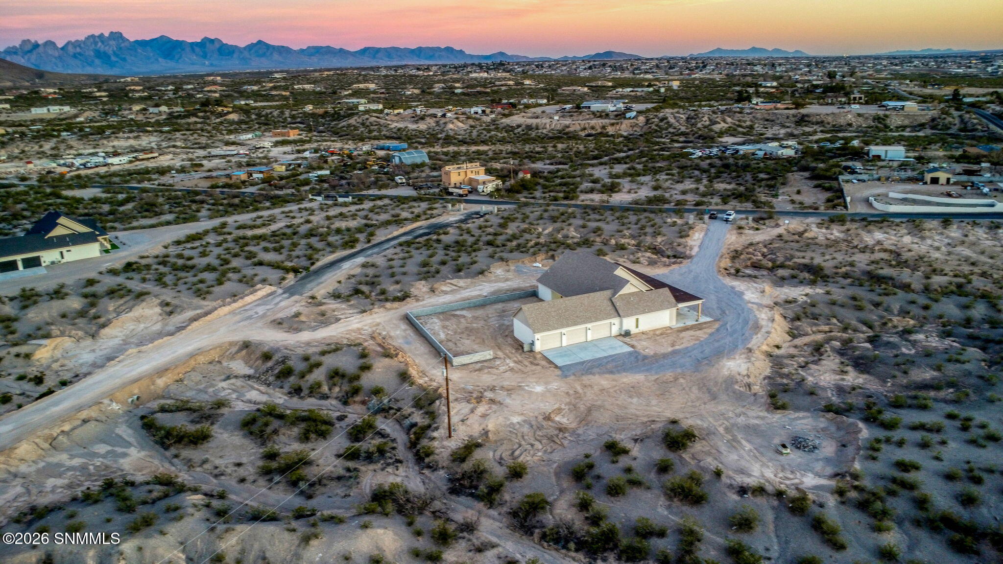 10-web-or-mls-DJI_0453