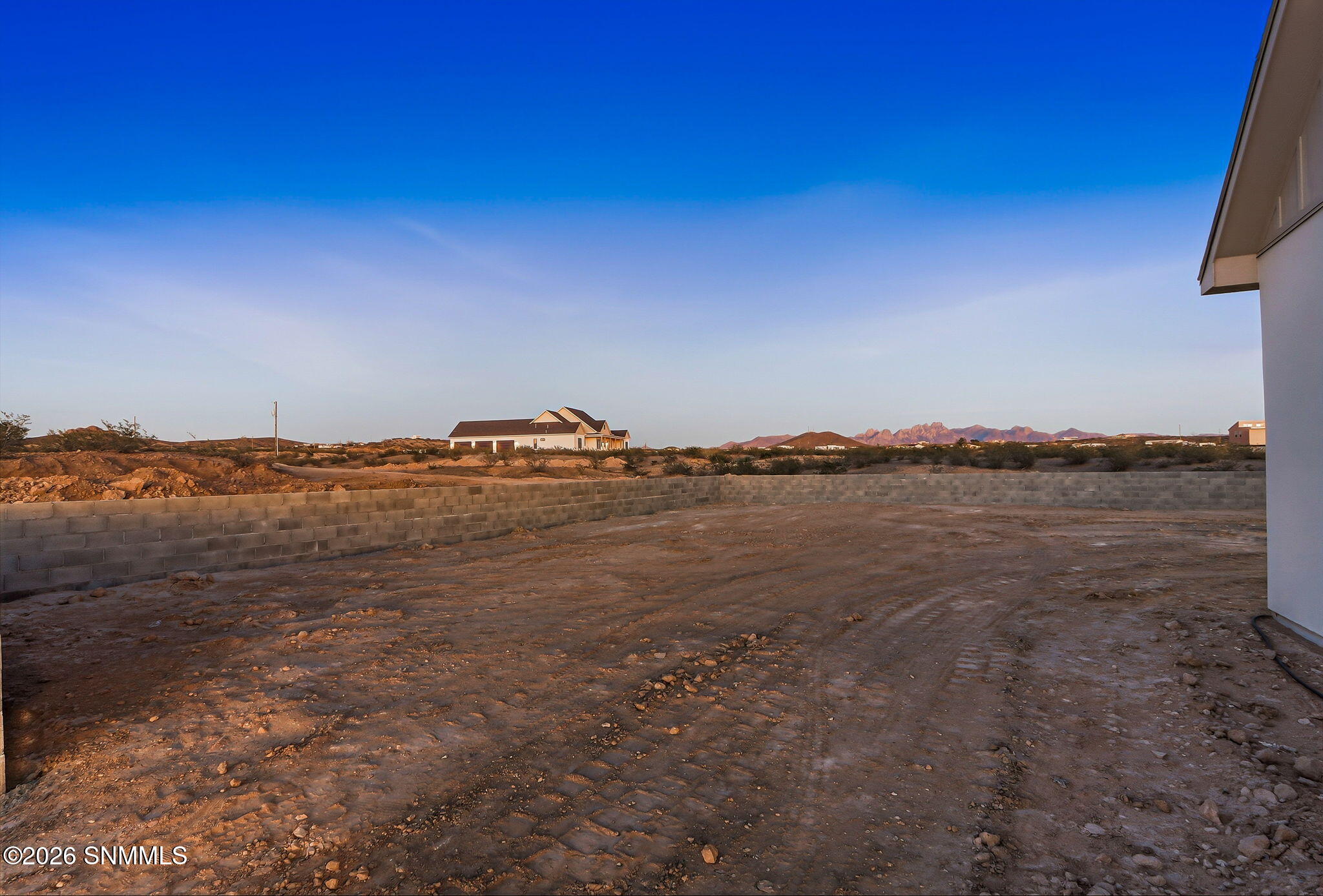 75-web-or-mls-IMG_2323