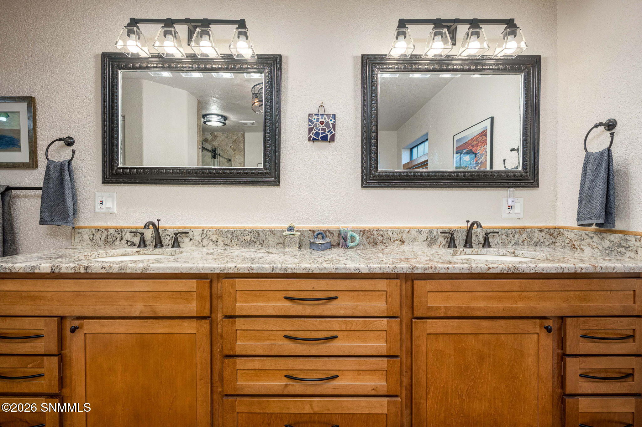 24-web-or-mls-Snappin Homes (Wildwind299