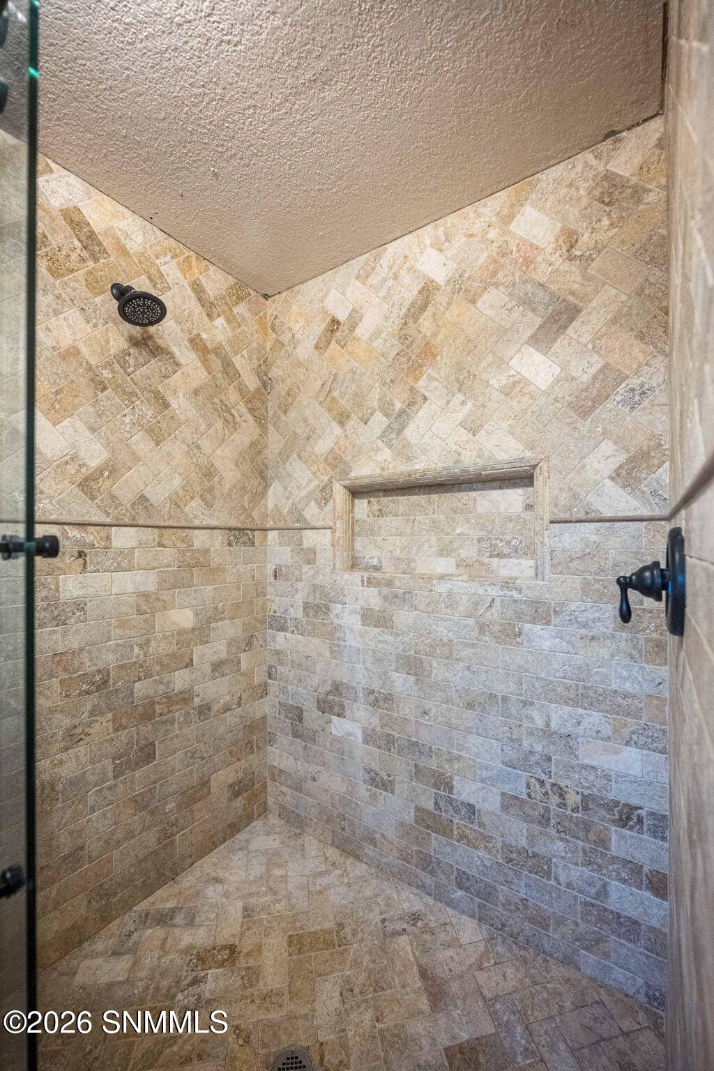 26-web-or-mls-Snappin Homes (Wildwind299