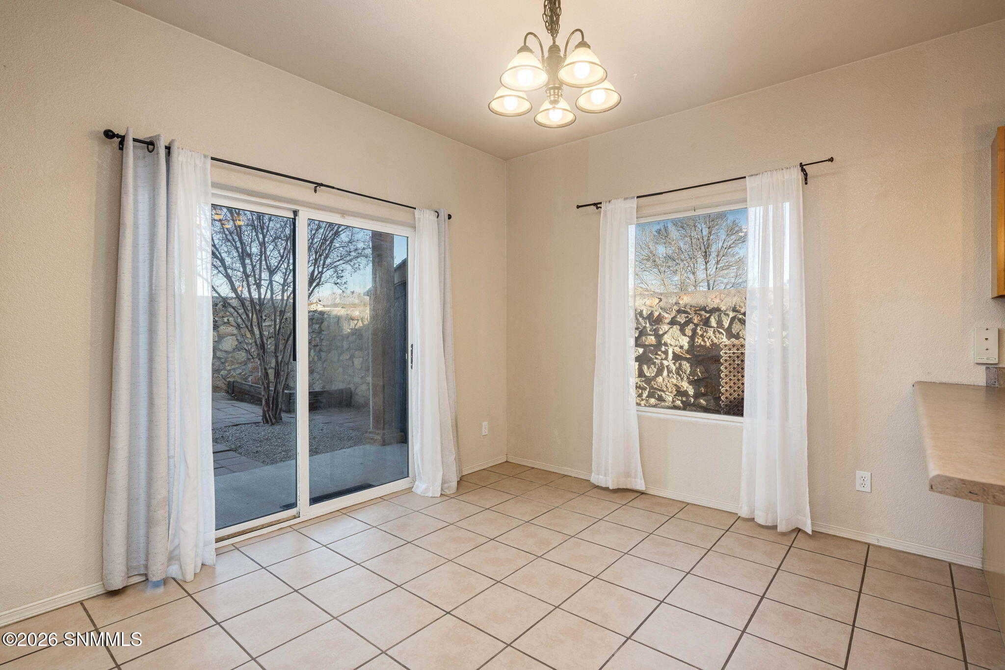 13-web-or-mls-Snappin Homes (Rimrock4626