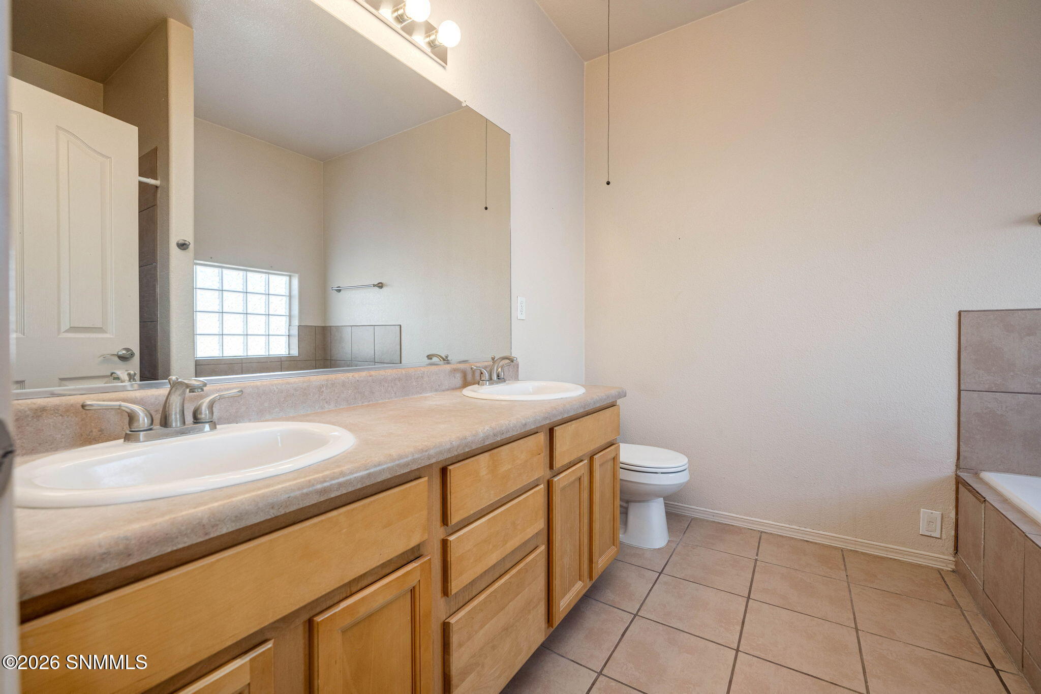 35-web-or-mls-Snappin Homes (Rimrock4626