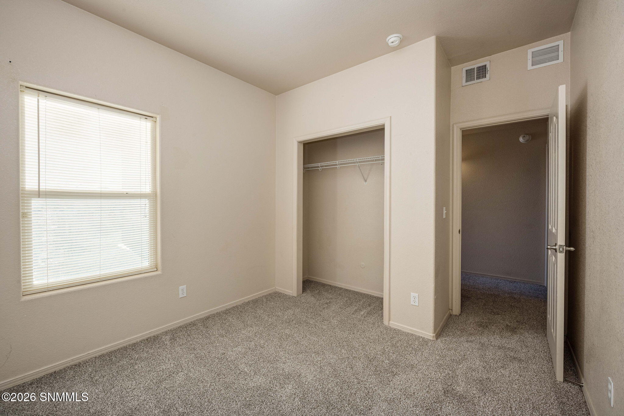 41-web-or-mls-Snappin Homes (Rimrock4626