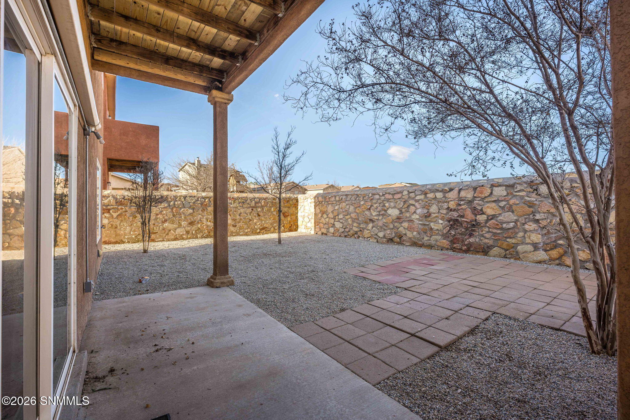 46-web-or-mls-Snappin Homes (Rimrock4626