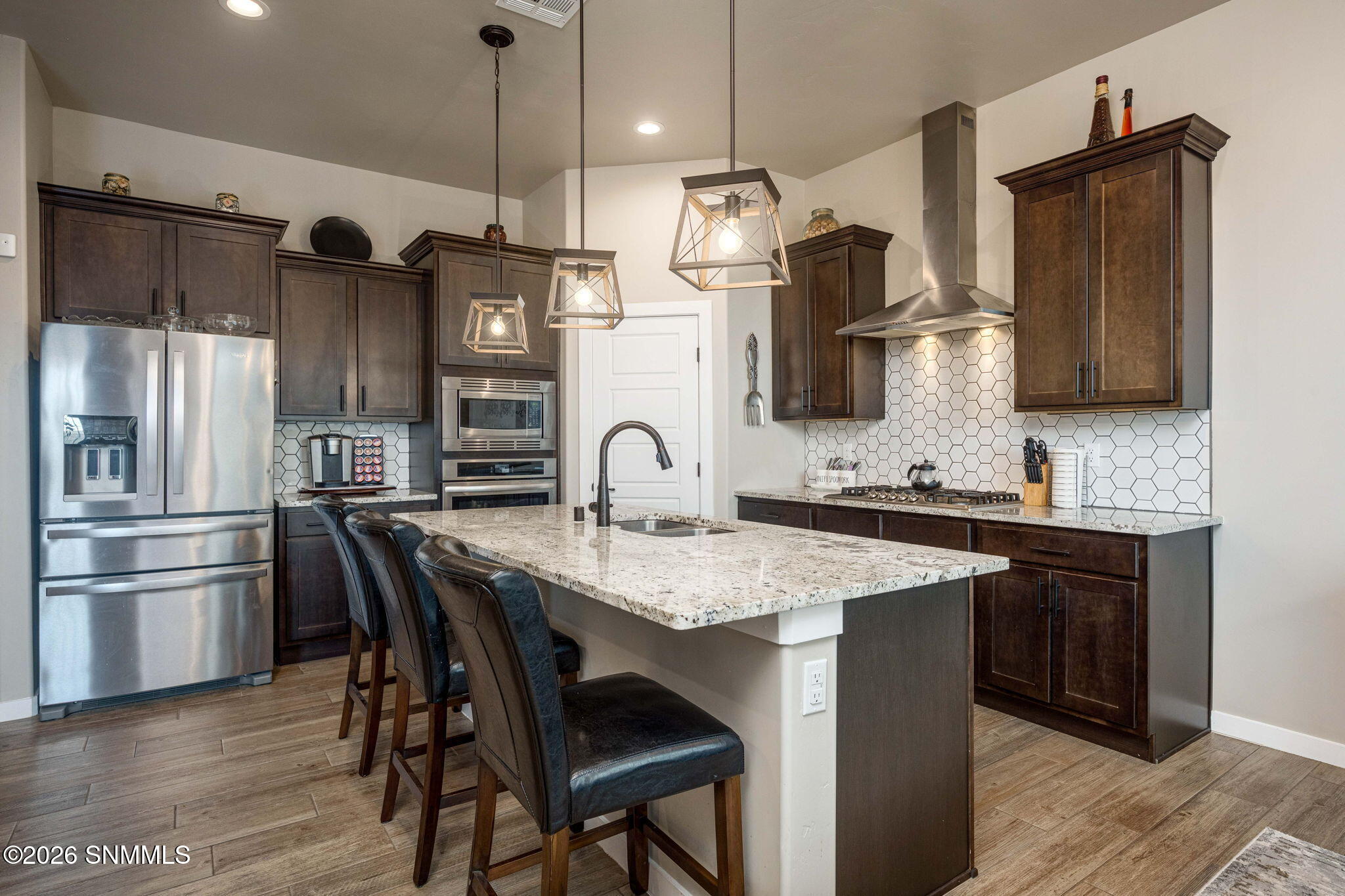 16-web-or-mls-Snappin Homes (Pacific3957