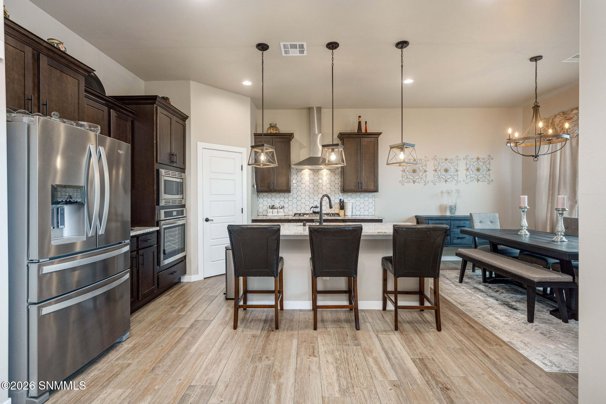 12-web-or-mls-Snappin Homes (Pacific3957