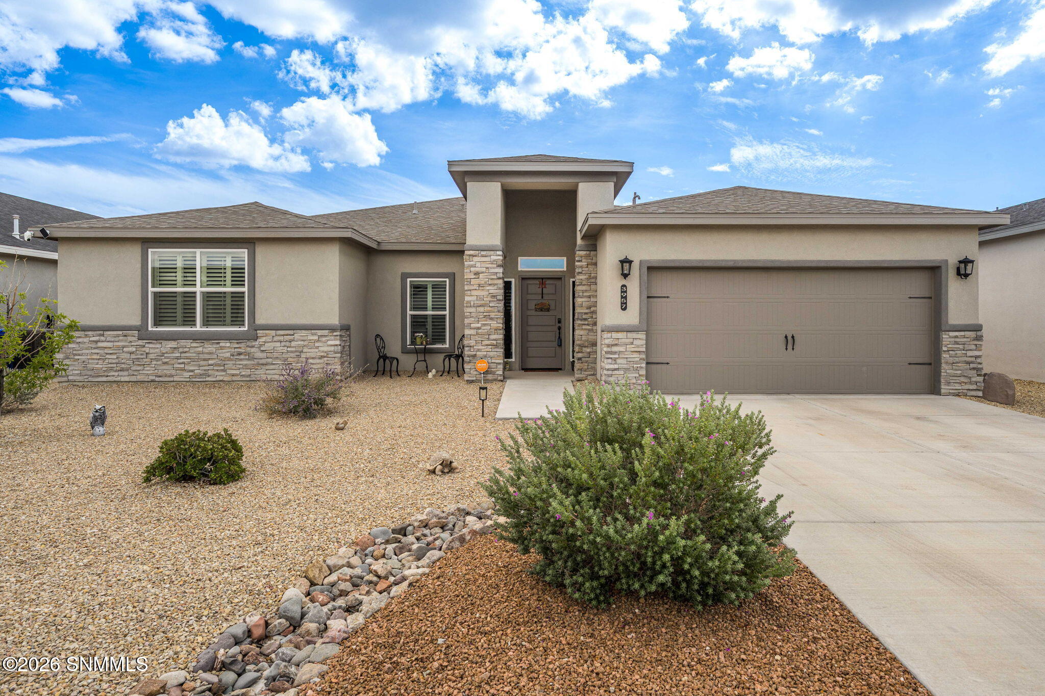 2-web-or-mls-Snappin Homes (Pacific3957)