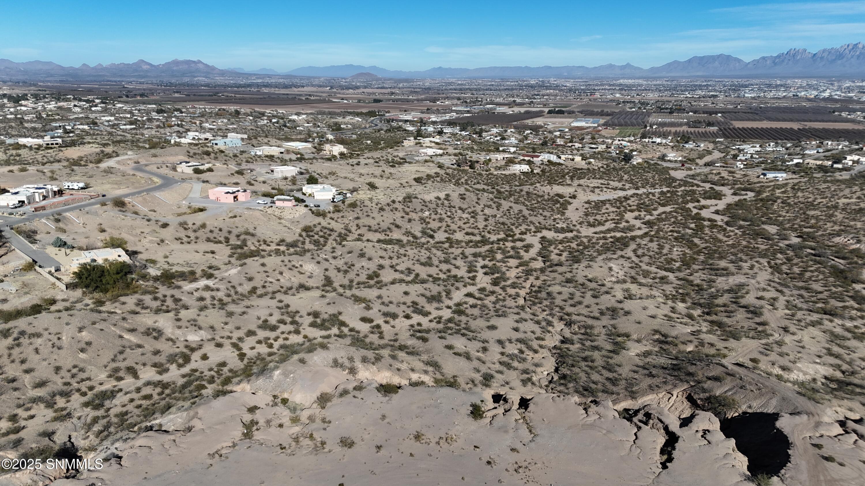 4 - 5750 Dusty Prints Rd