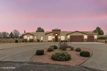 1125 Cactus Wren Court, Las Cruces, New Mexico 88005, 6 Bedrooms Bedrooms, ,4.5 BathroomsBathrooms,Residential,For Sale,Cactus Wren,2600714