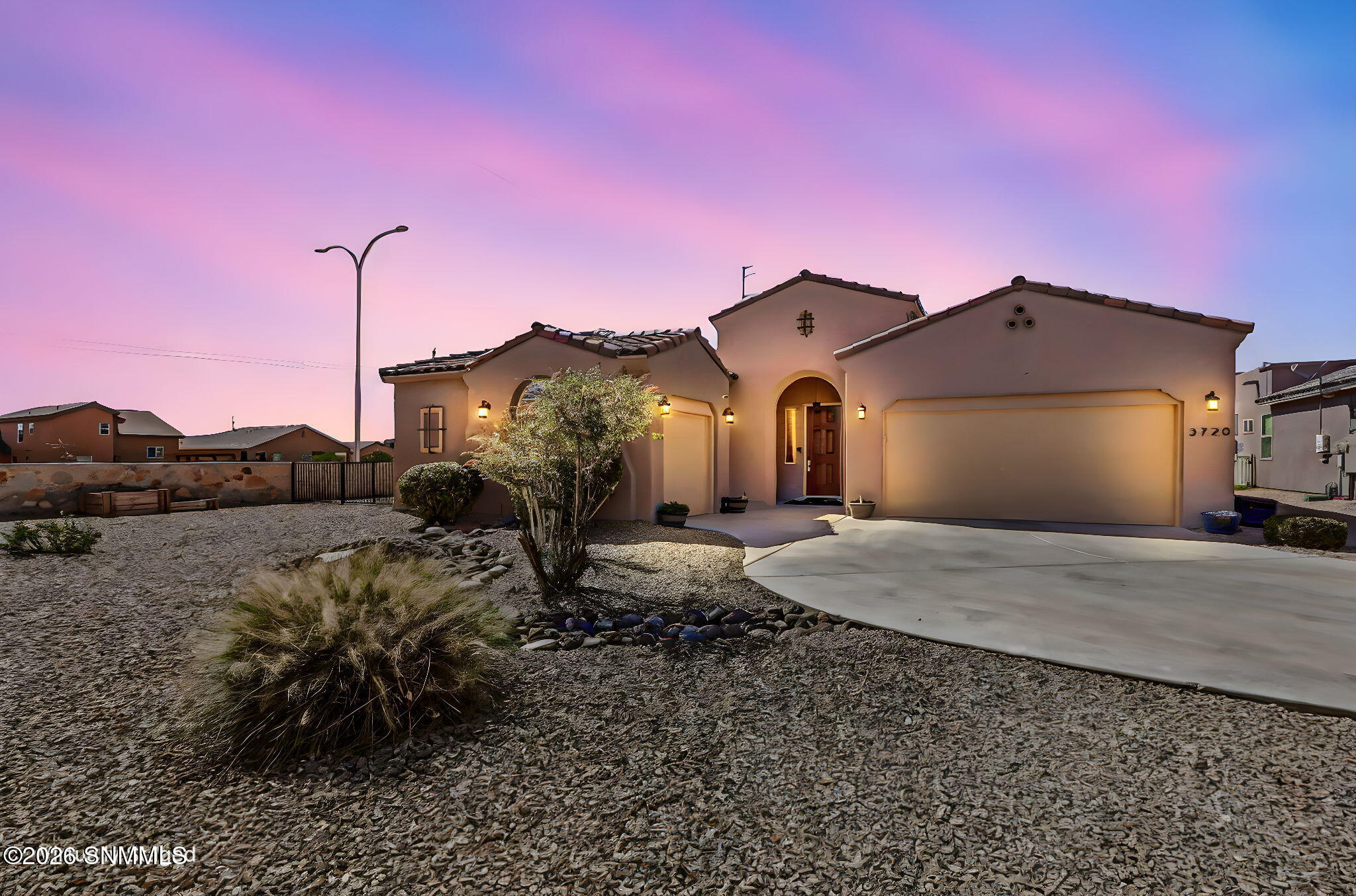 23-web-or-mls-IMG_9032 day to dusk