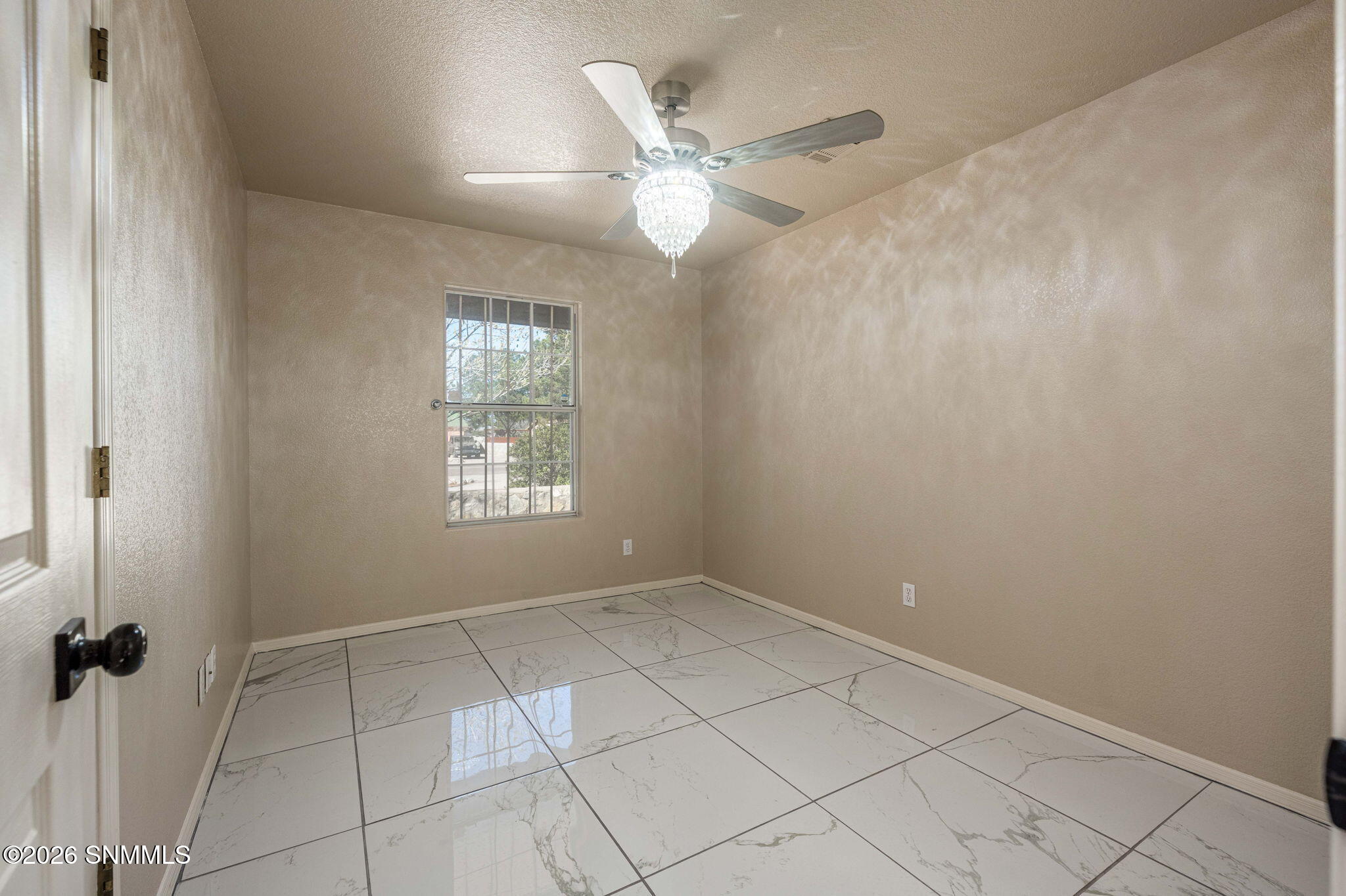 22-web-or-mls-Snappin Homes (Redland5016