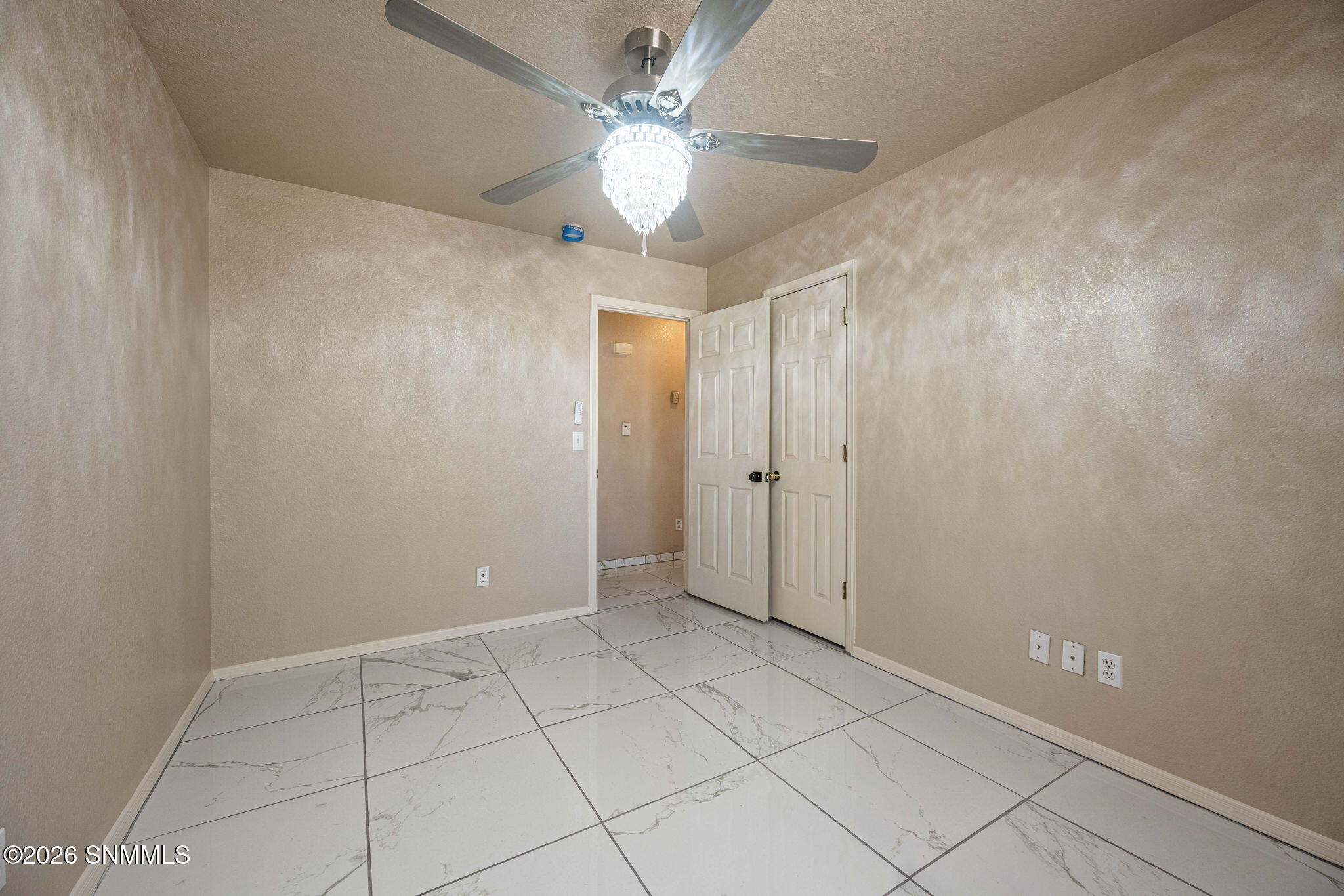 23-web-or-mls-Snappin Homes (Redland5016