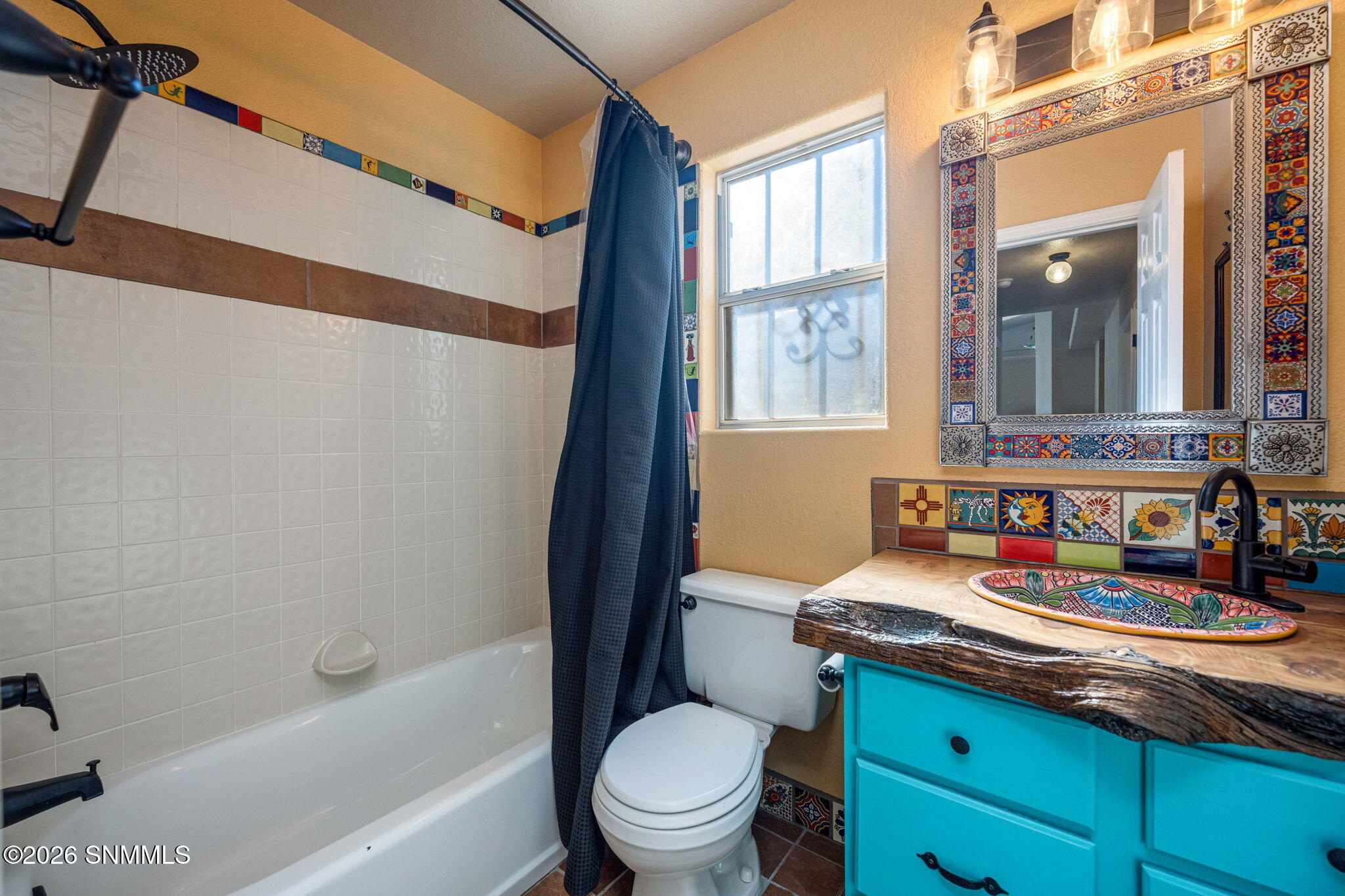 24-web-or-mls-Snappin Homes (Redland5016