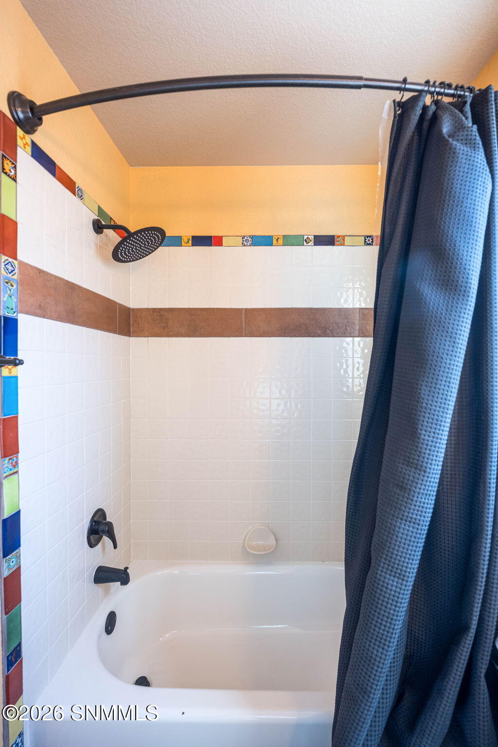 25-web-or-mls-Snappin Homes (Redland5016