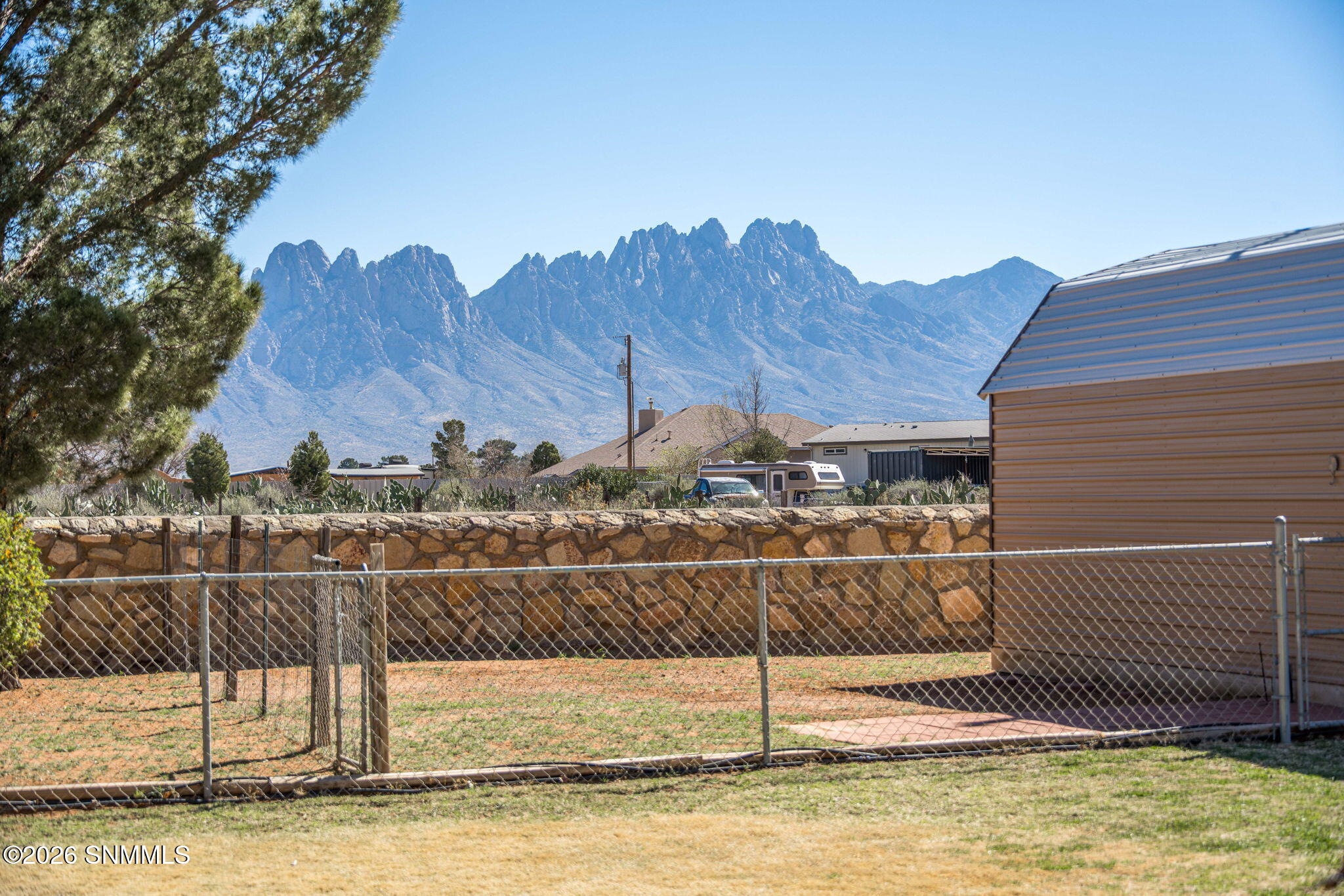 33-web-or-mls-Snappin Homes (Redland5016