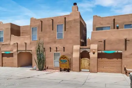701 Indian Hollow Road, Las Cruces, New Mexico 88011, 3 Bedrooms Bedrooms, ,2 BathroomsBathrooms,Residential Lease,For Rent,Indian Hollow,2600726