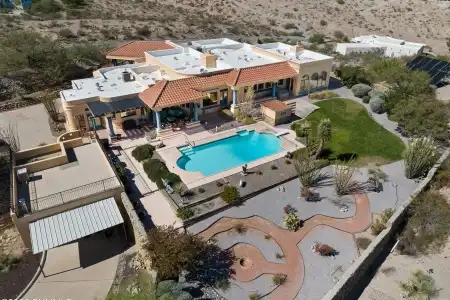 6720 Raasaf Circle, Las Cruces, New Mexico 88005, 5 Bedrooms Bedrooms, ,4.5 BathroomsBathrooms,Residential,For Sale,Raasaf,2600727