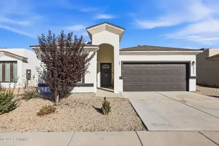 3933 Santa Sophia Road, Las Cruces, New Mexico 88012, 3 Bedrooms Bedrooms, ,2 BathroomsBathrooms,Residential,For Sale,Santa Sophia,2600732