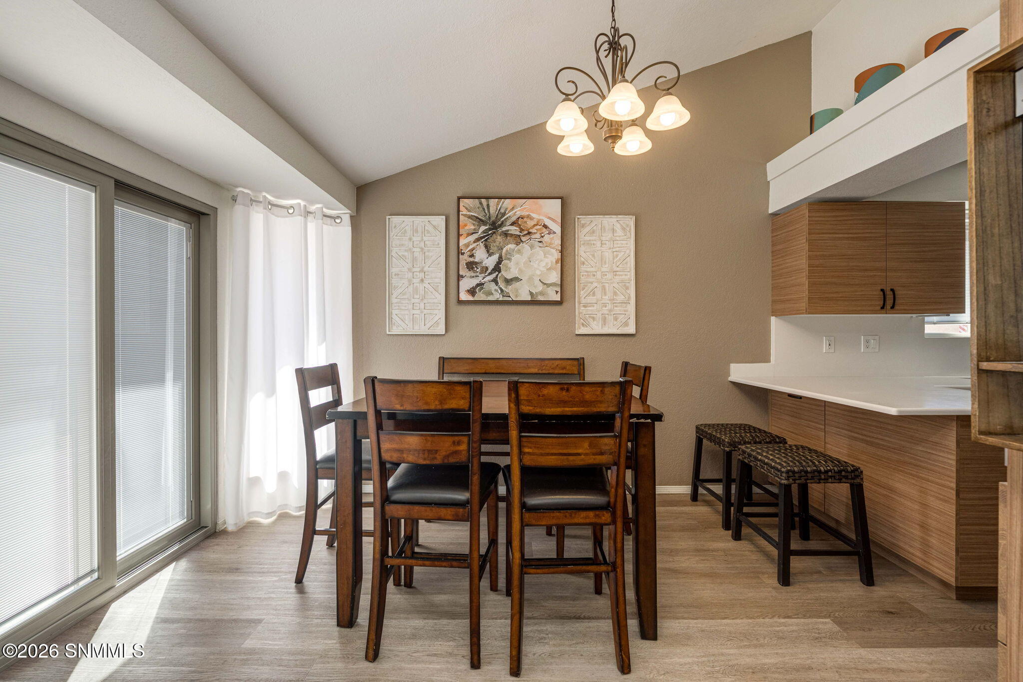 11-web-or-mls-Snappin Homes (Berkshire11