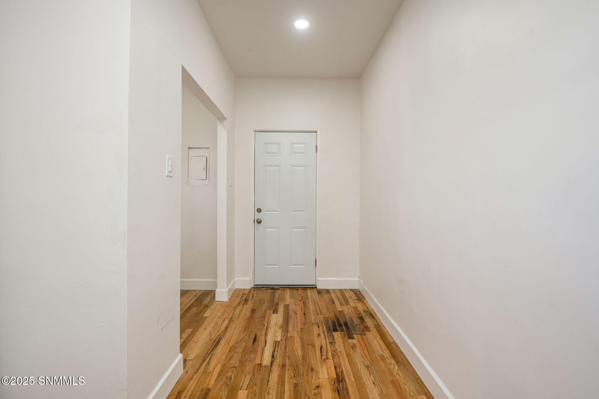 17-web-or-mls-Snappin Homes (Willoughby2