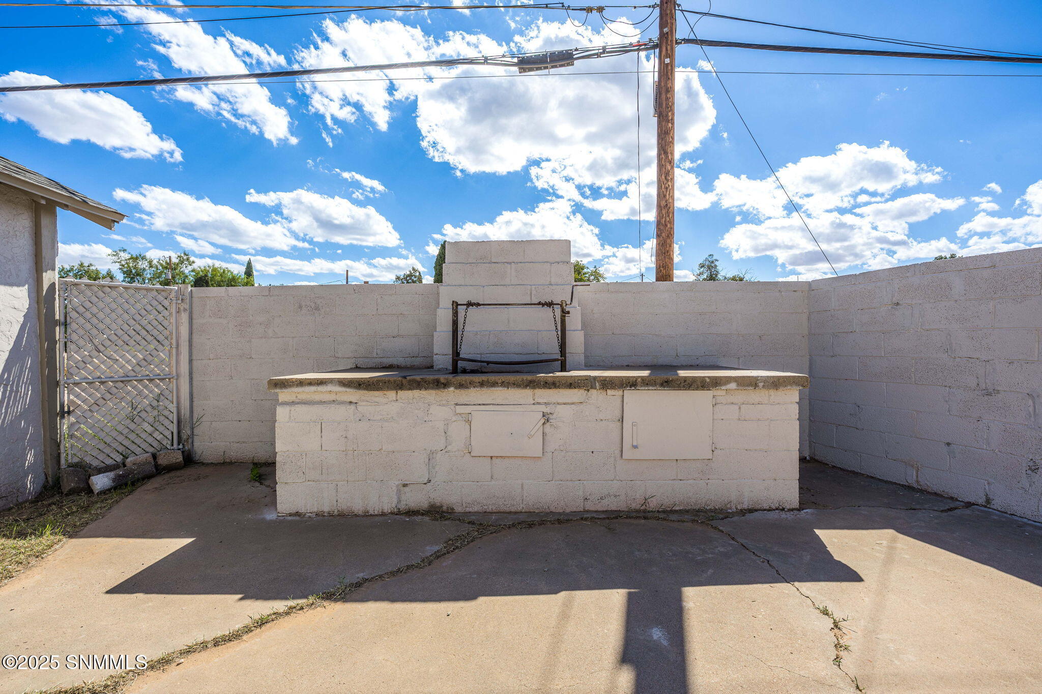 32-web-or-mls-Snappin Homes (Willoughby2