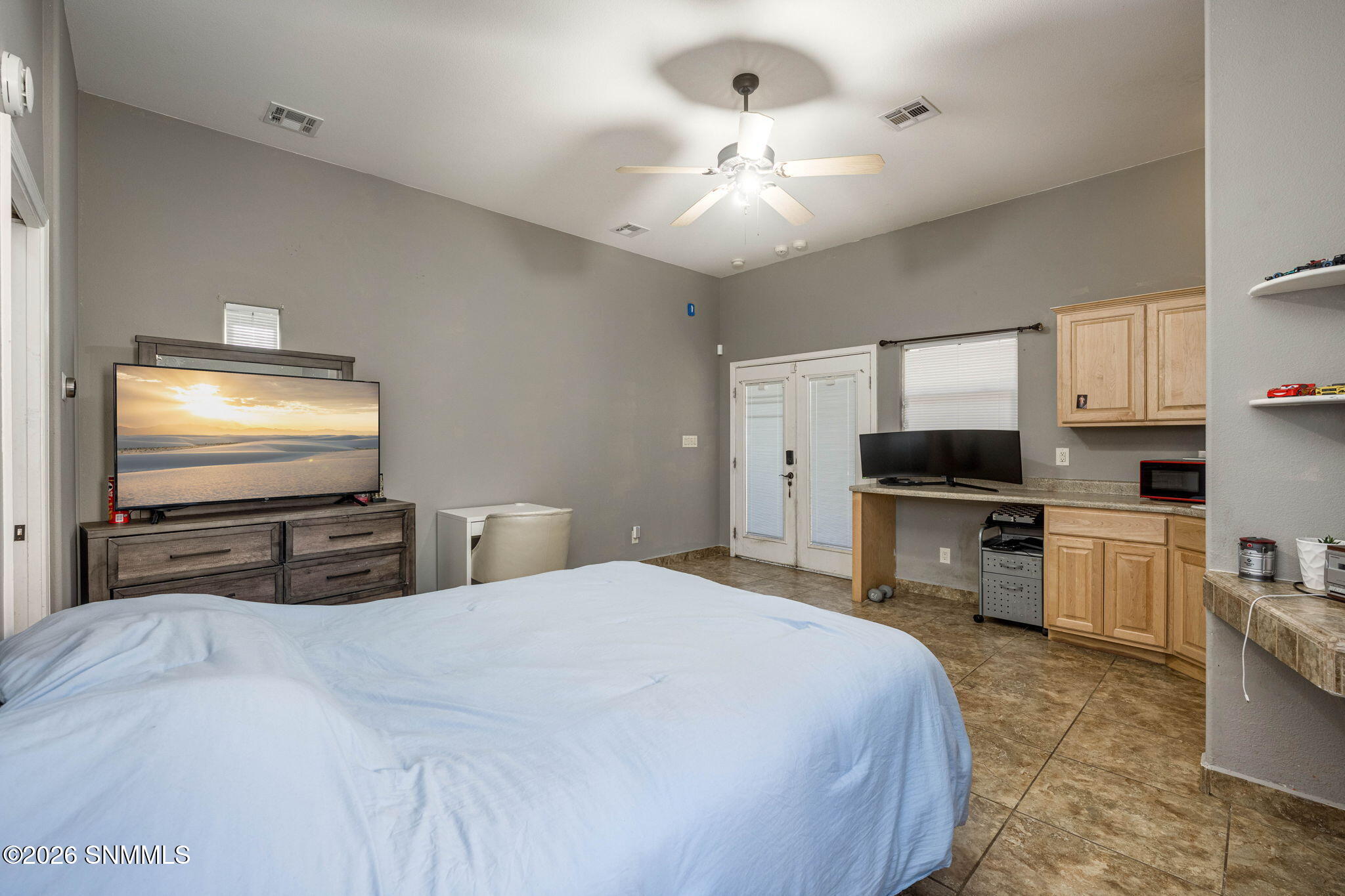 43-web-or-mls-Snappin Homes (SanCarlos51