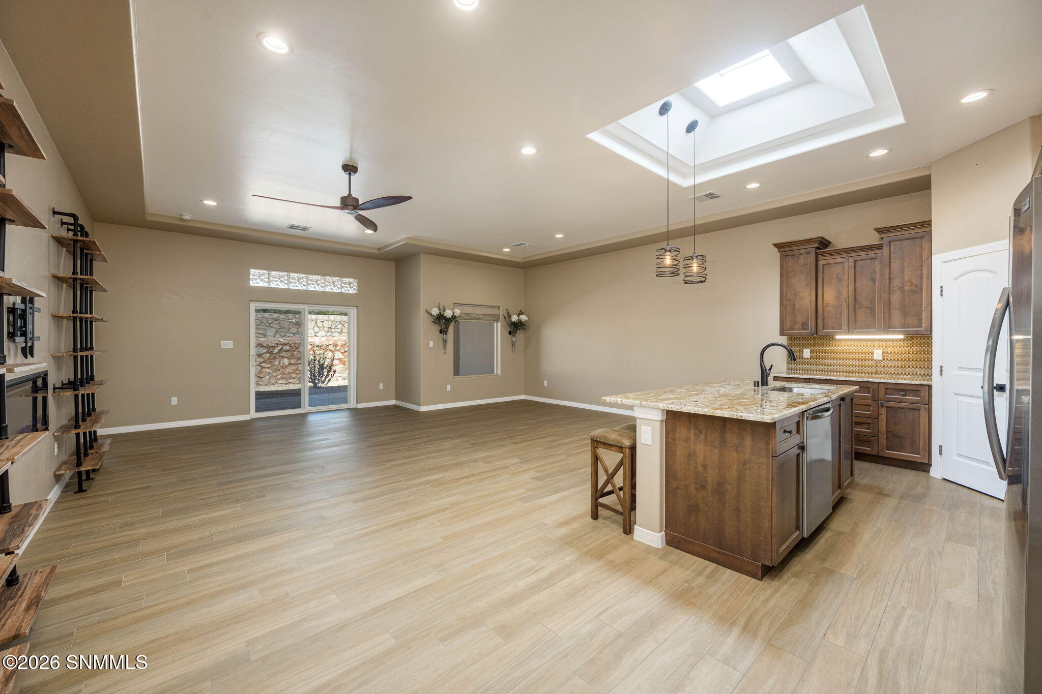 10-web-or-mls-Snappin Homes (Tayvis3893)