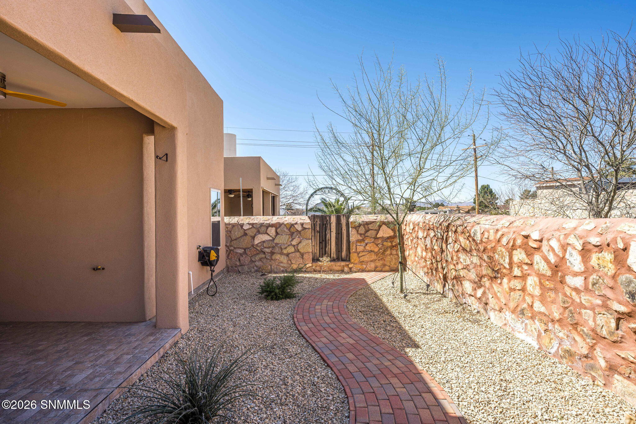 44-web-or-mls-Snappin Homes (Tayvis3893)