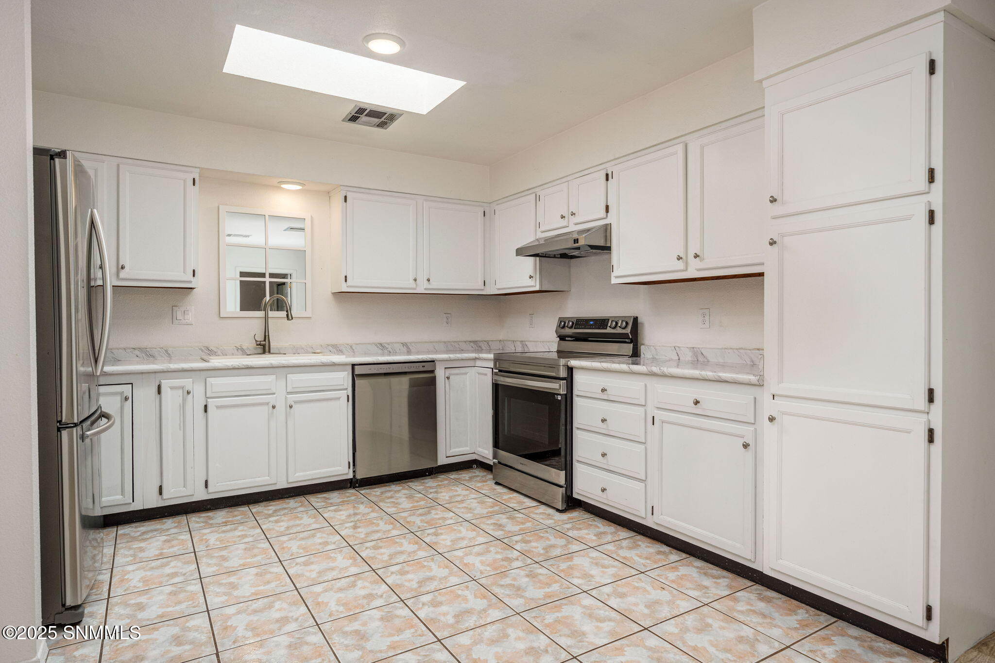 12-web-or-mls-Snappin Homes (CaminoDelRe