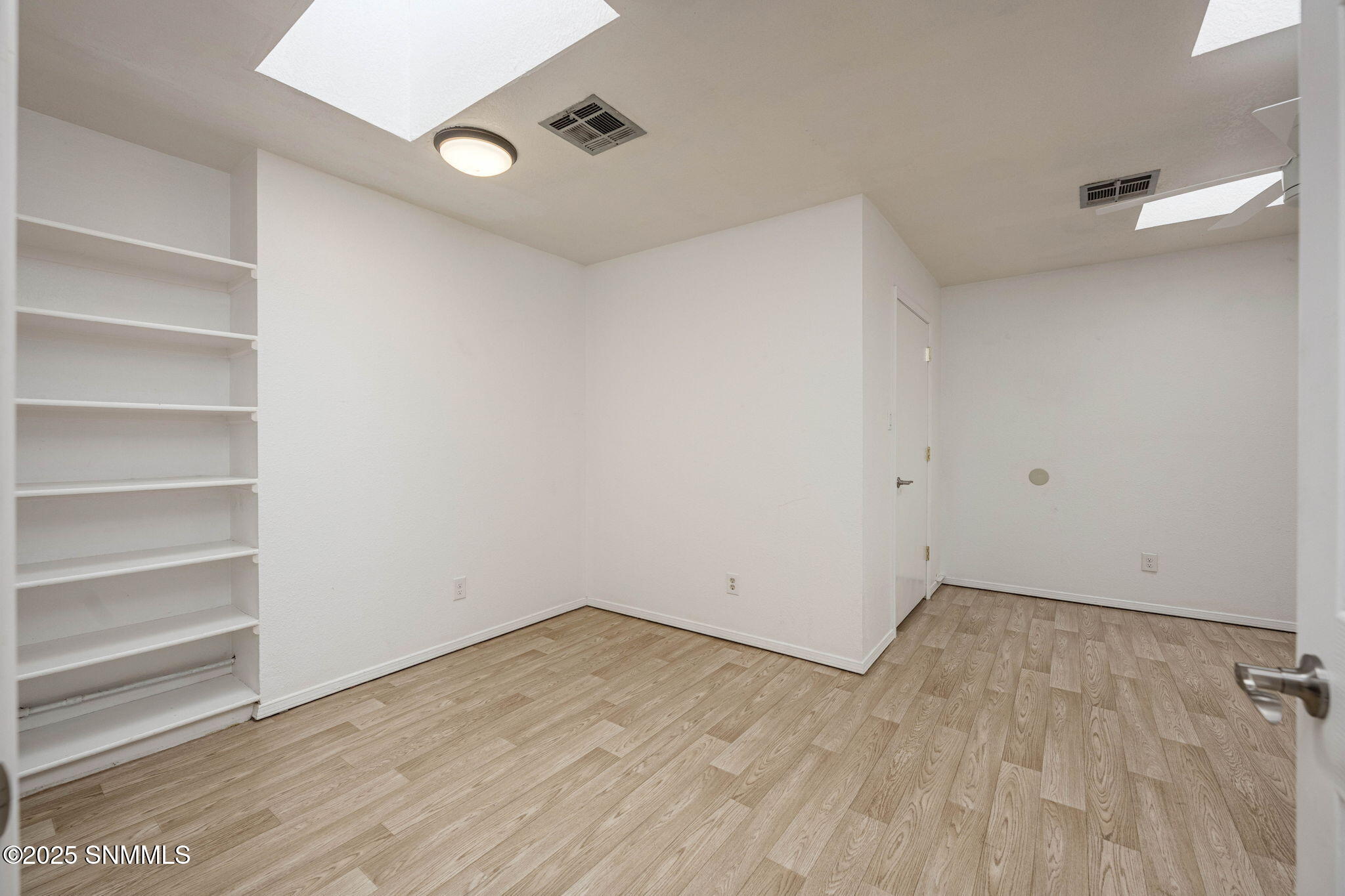 25-web-or-mls-Snappin Homes (CaminoDelRe