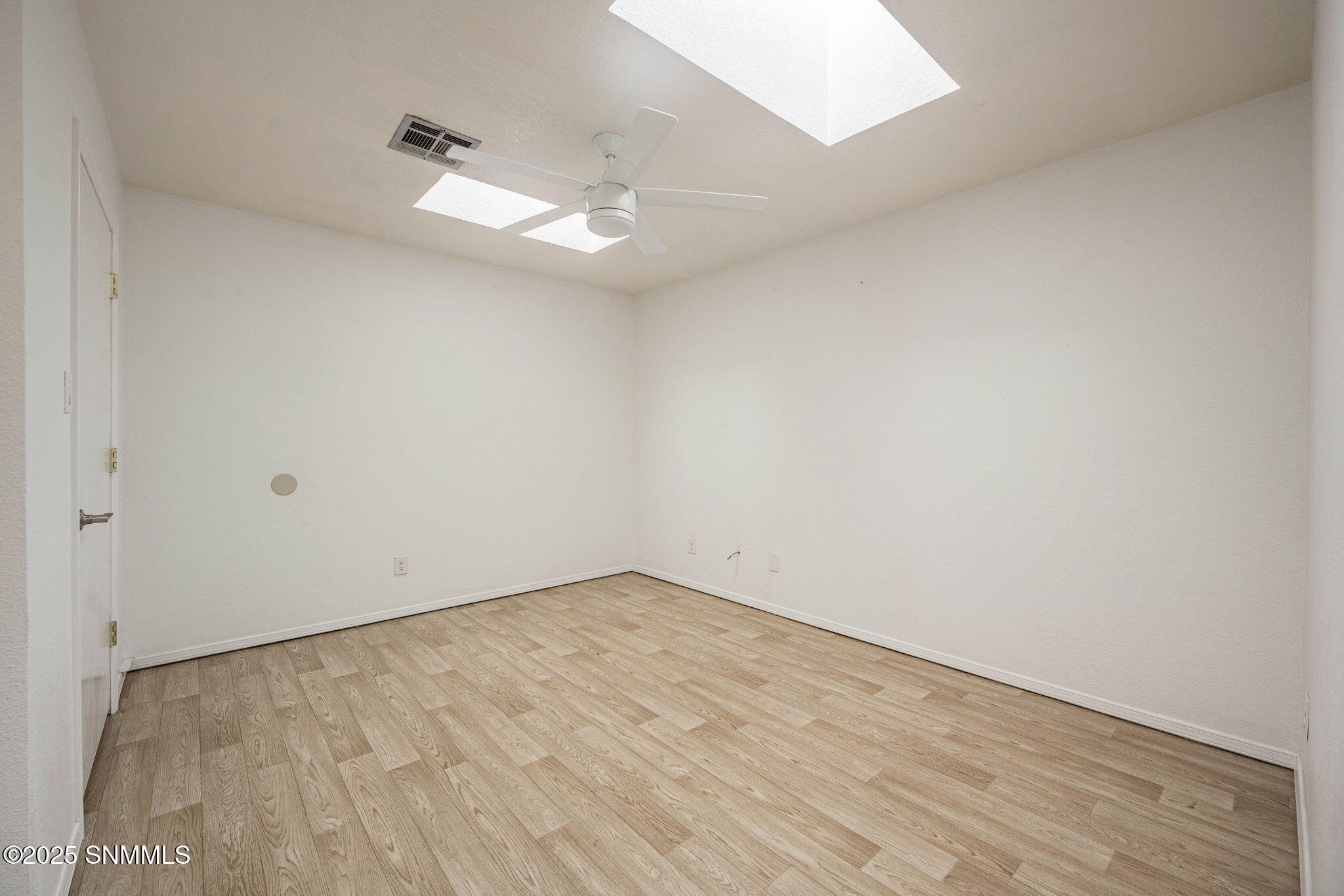 26-web-or-mls-Snappin Homes (CaminoDelRe