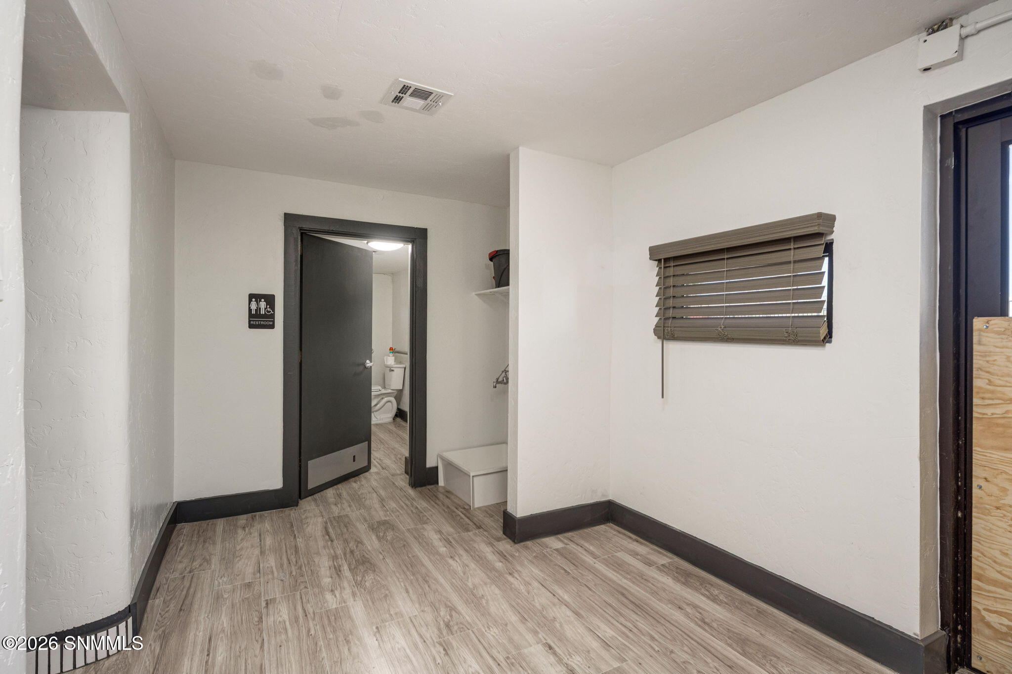 14-web-or-mls-Snappin Homes (Lohman519)-