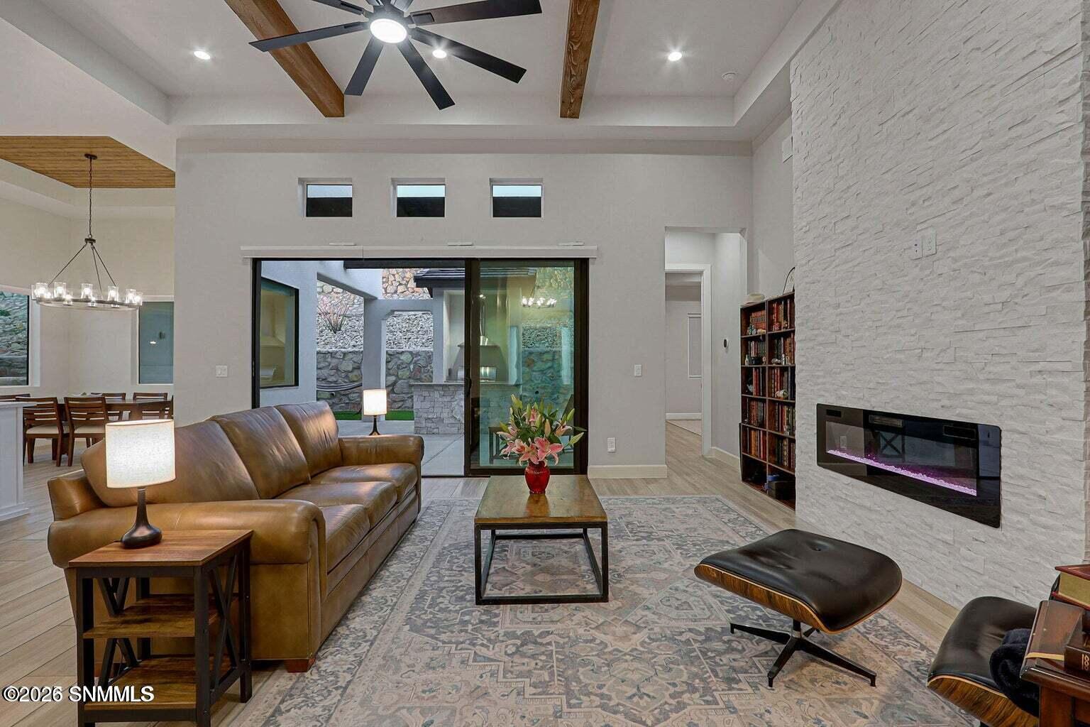 20251130173622317384000000-o