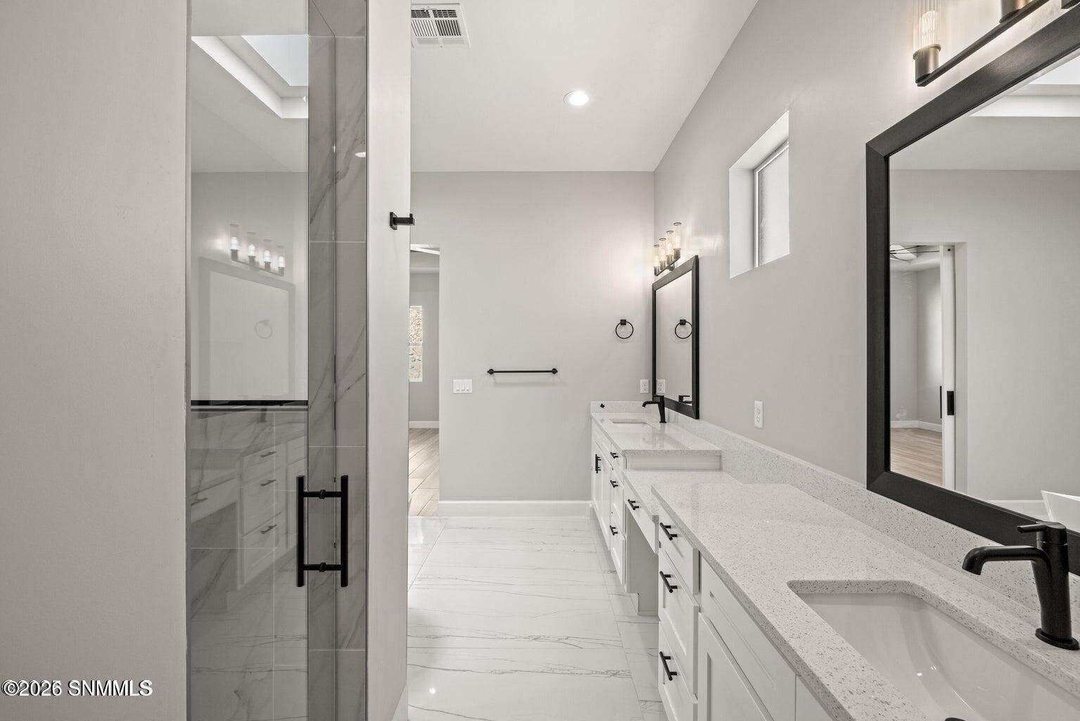 20250912212731477313000000-o