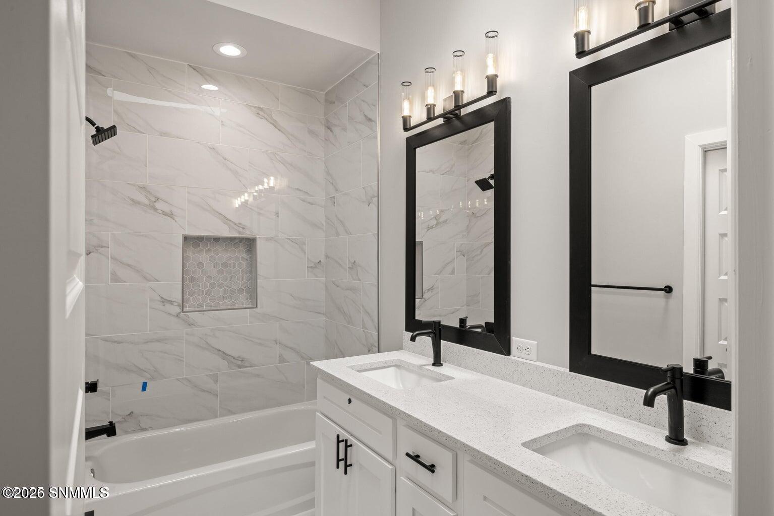 20250912212659415503000000-o