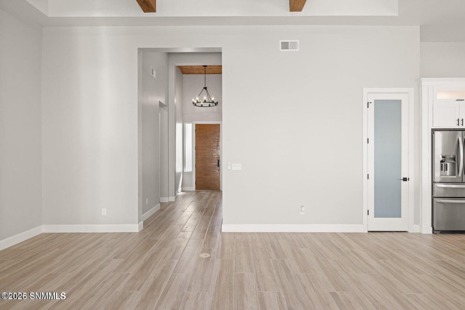 20250912212645644395000000-o