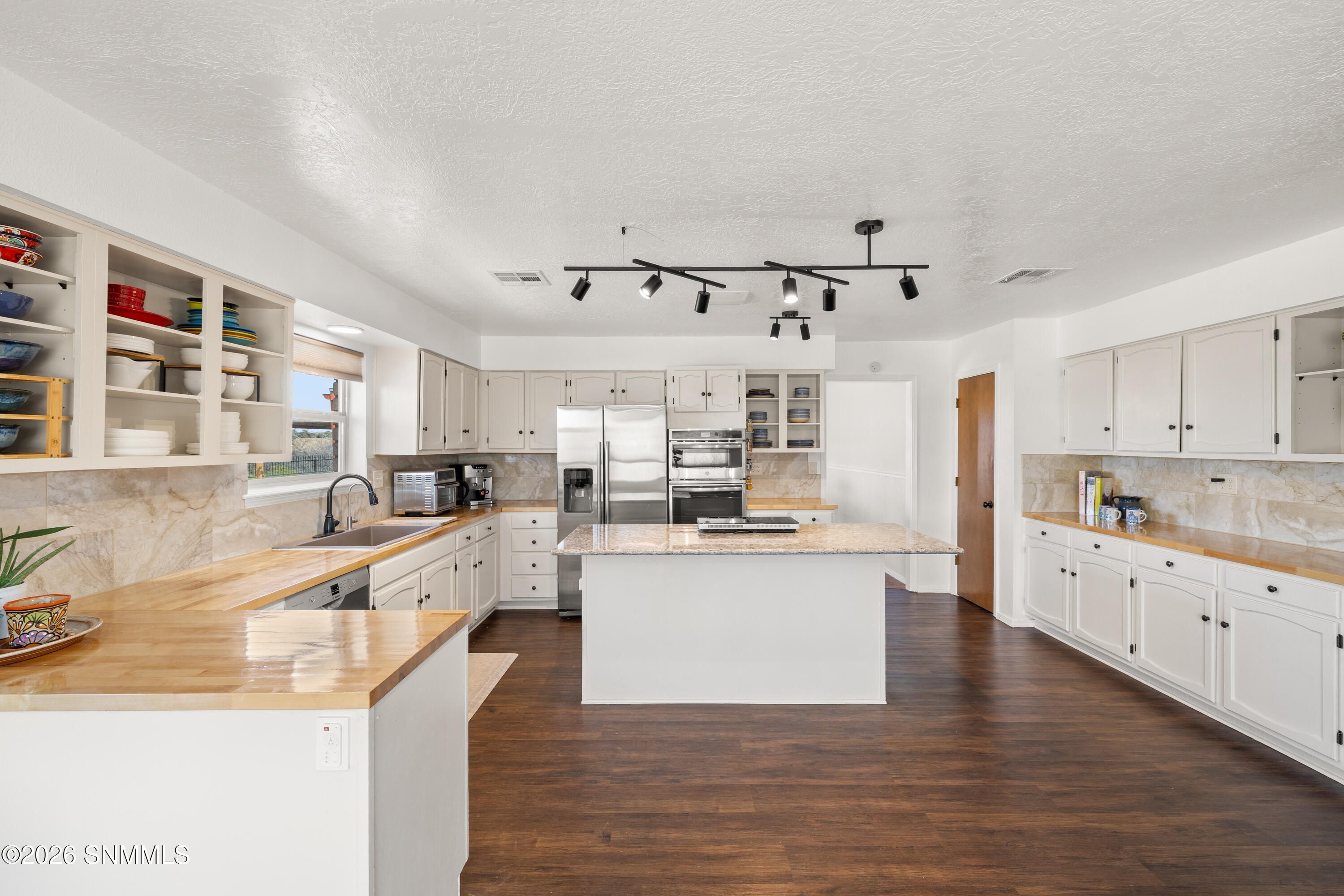 4643-Sandalwood-MLS-Camera-Guy-18