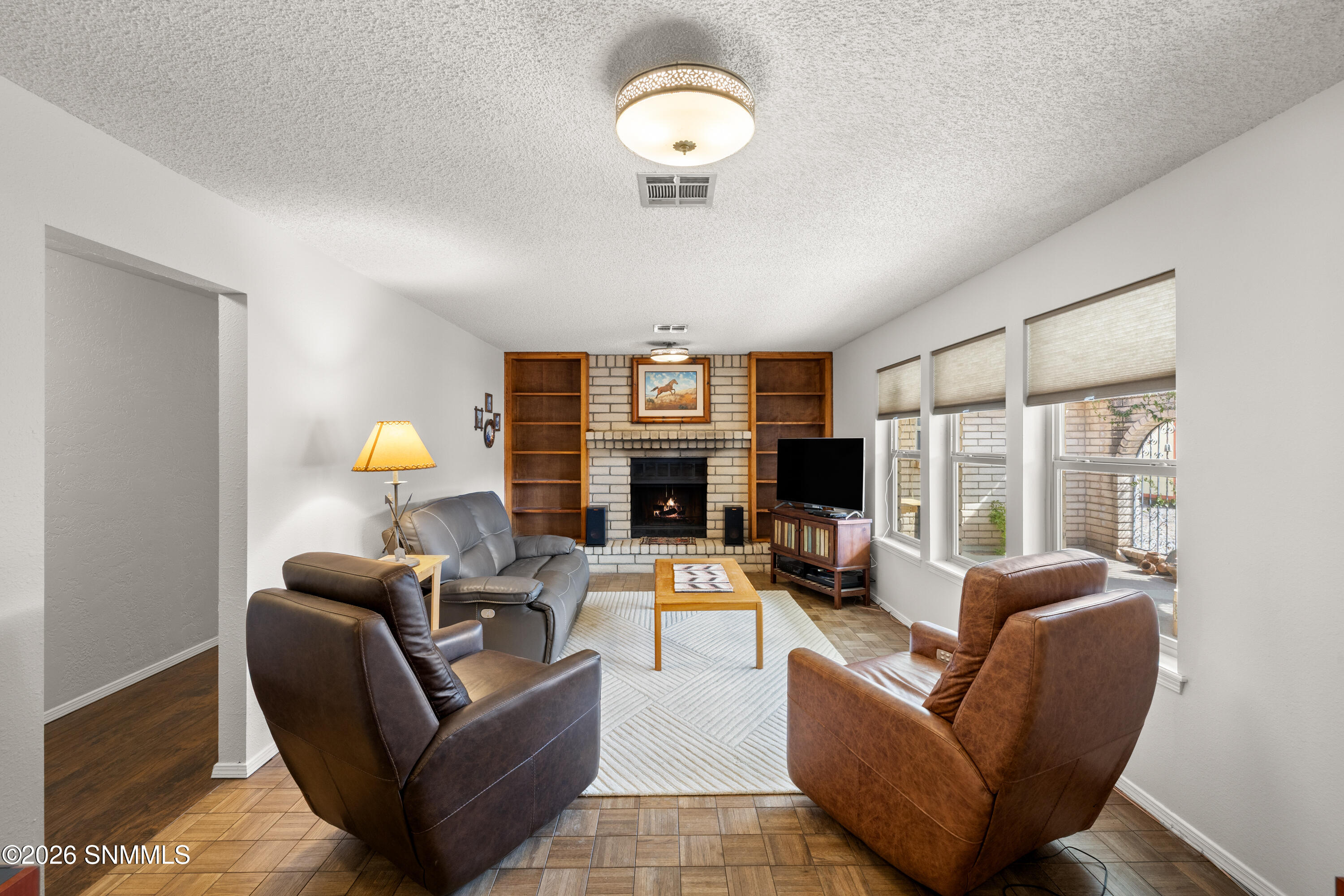 4643-Sandalwood-MLS-Camera-Guy-10