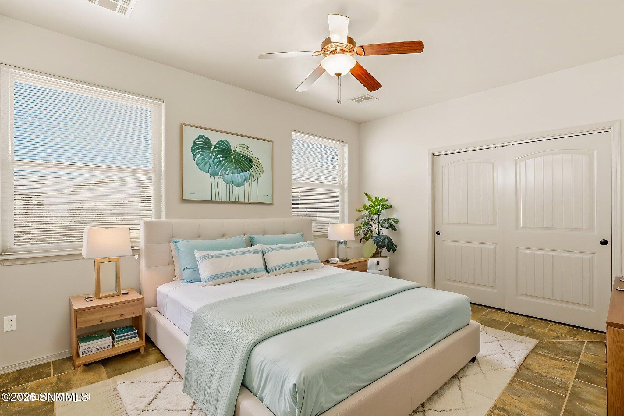 73-web-or-mls-IMG_3065 virtually staged