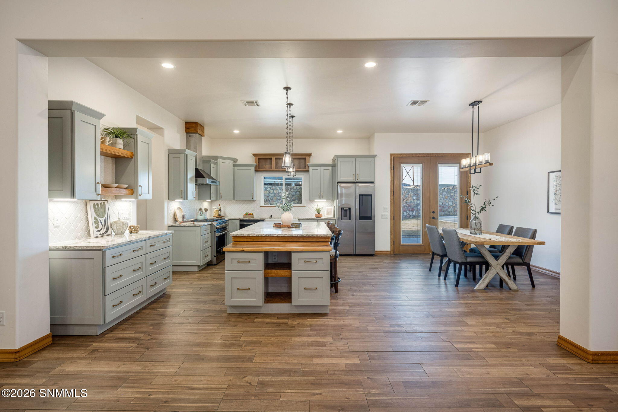 16-web-or-mls-Snappin Homes (MesaMonte45