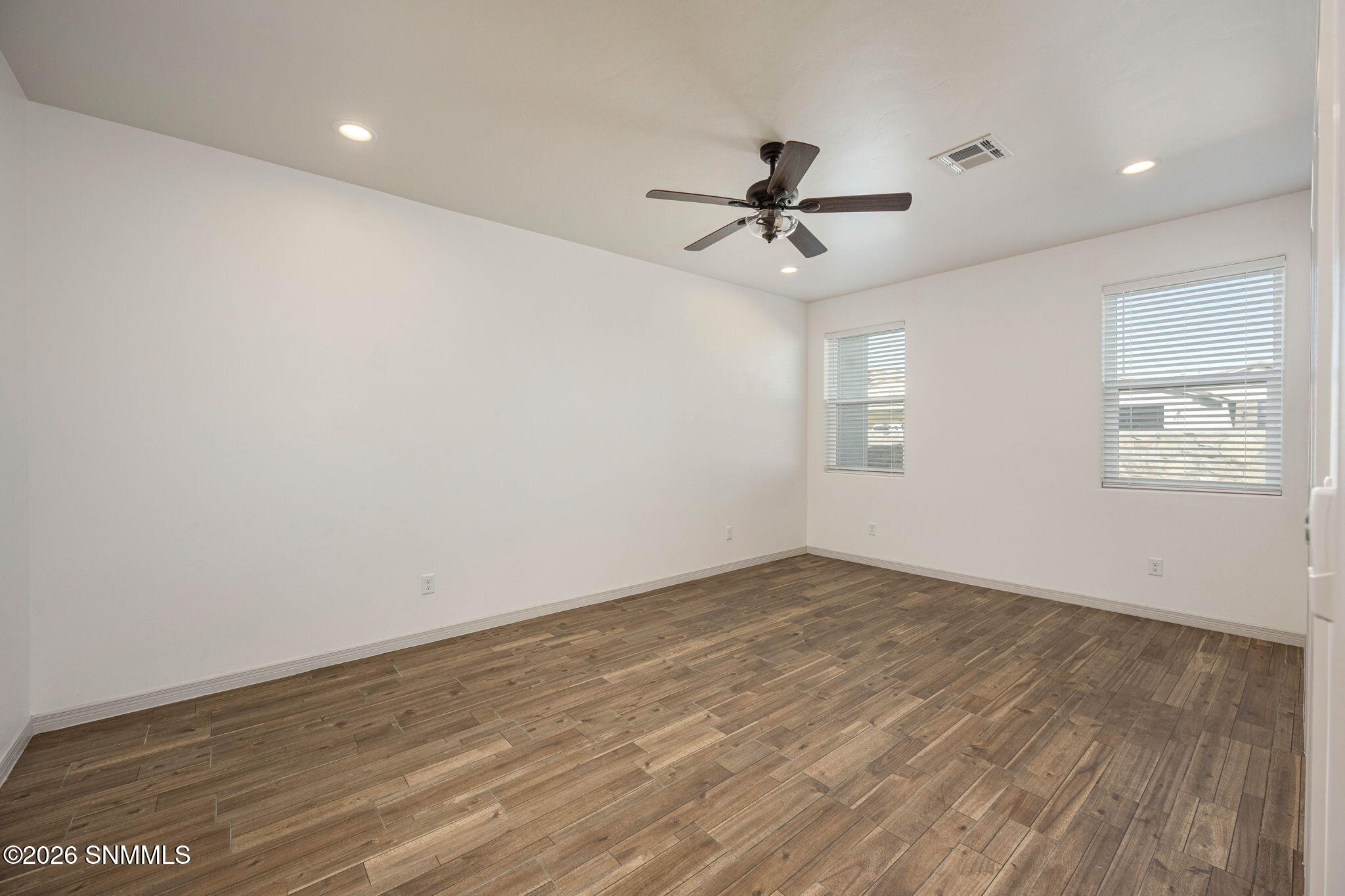 50-web-or-mls-Snappin Homes (MesaMonte45