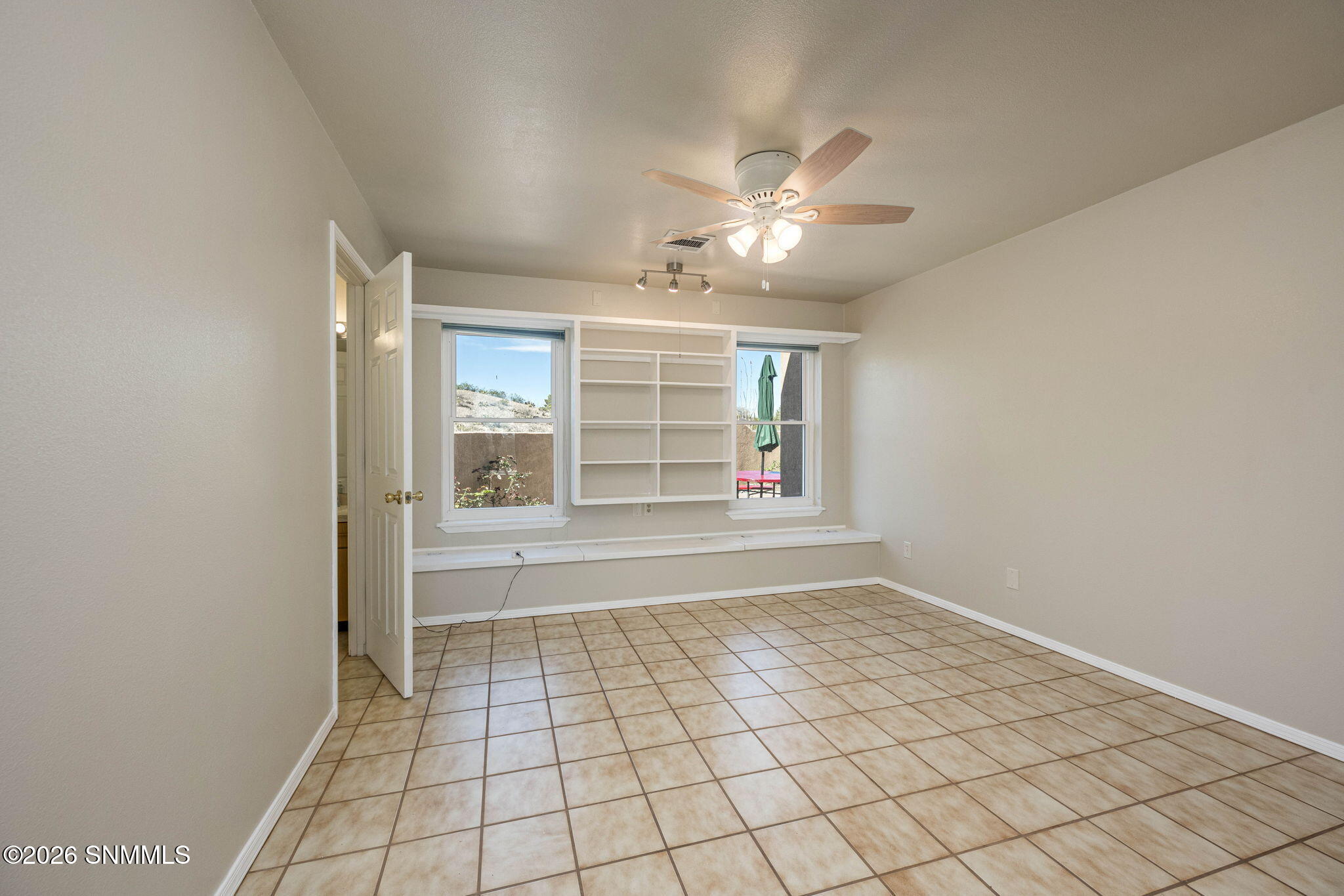 42-web-or-mls-Snappin Homes (MajesticRid