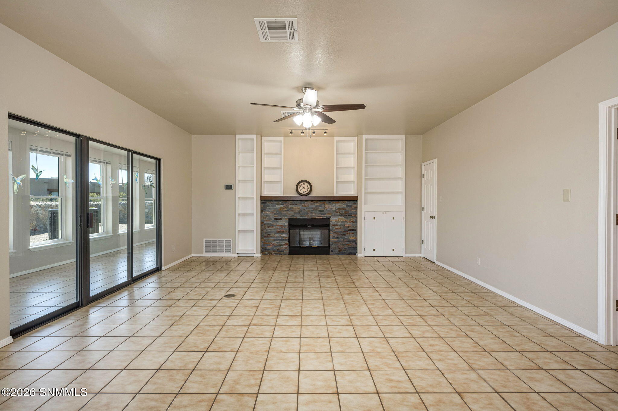 13-web-or-mls-Snappin Homes (MajesticRid