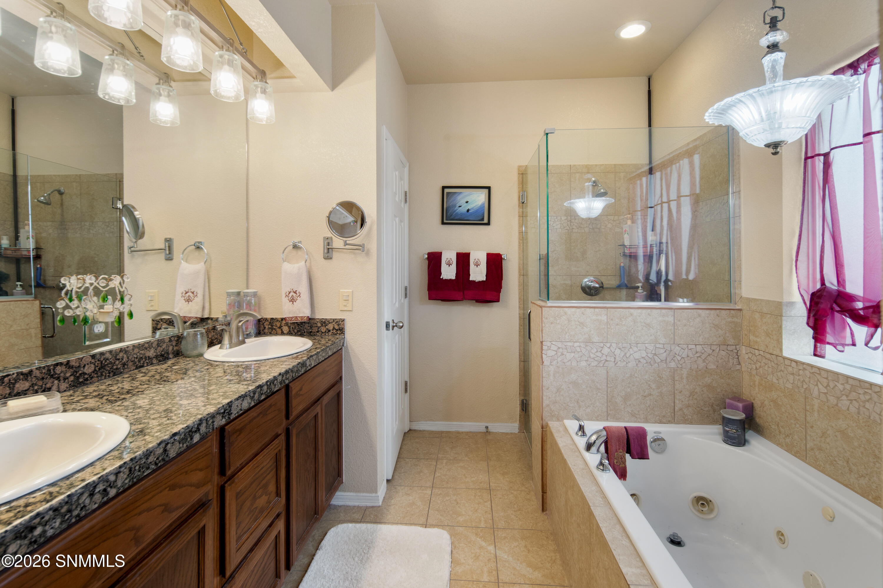 5805-Wales-MLS-Camera-Guy-15