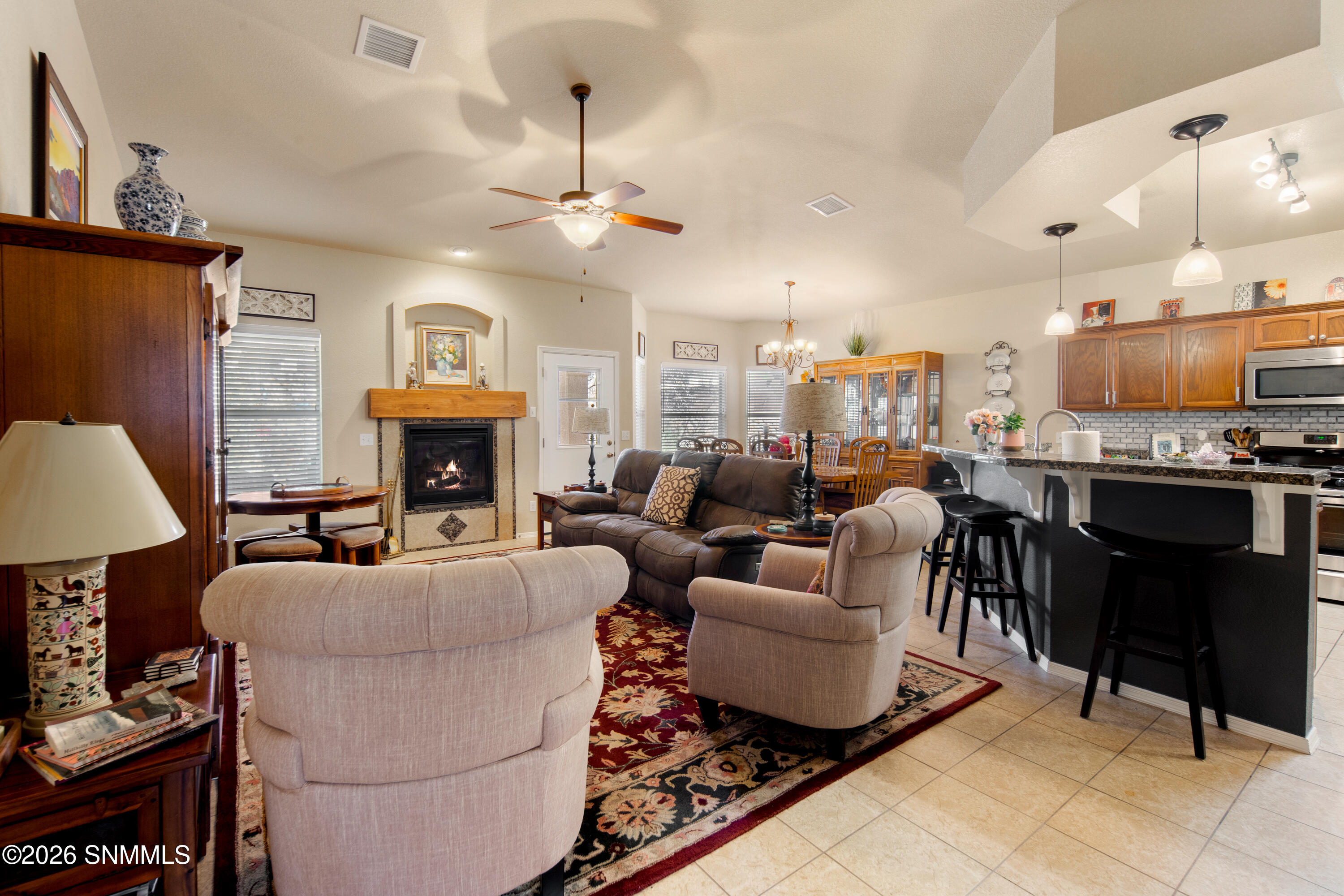 5805-Wales-MLS-Camera-Guy-6