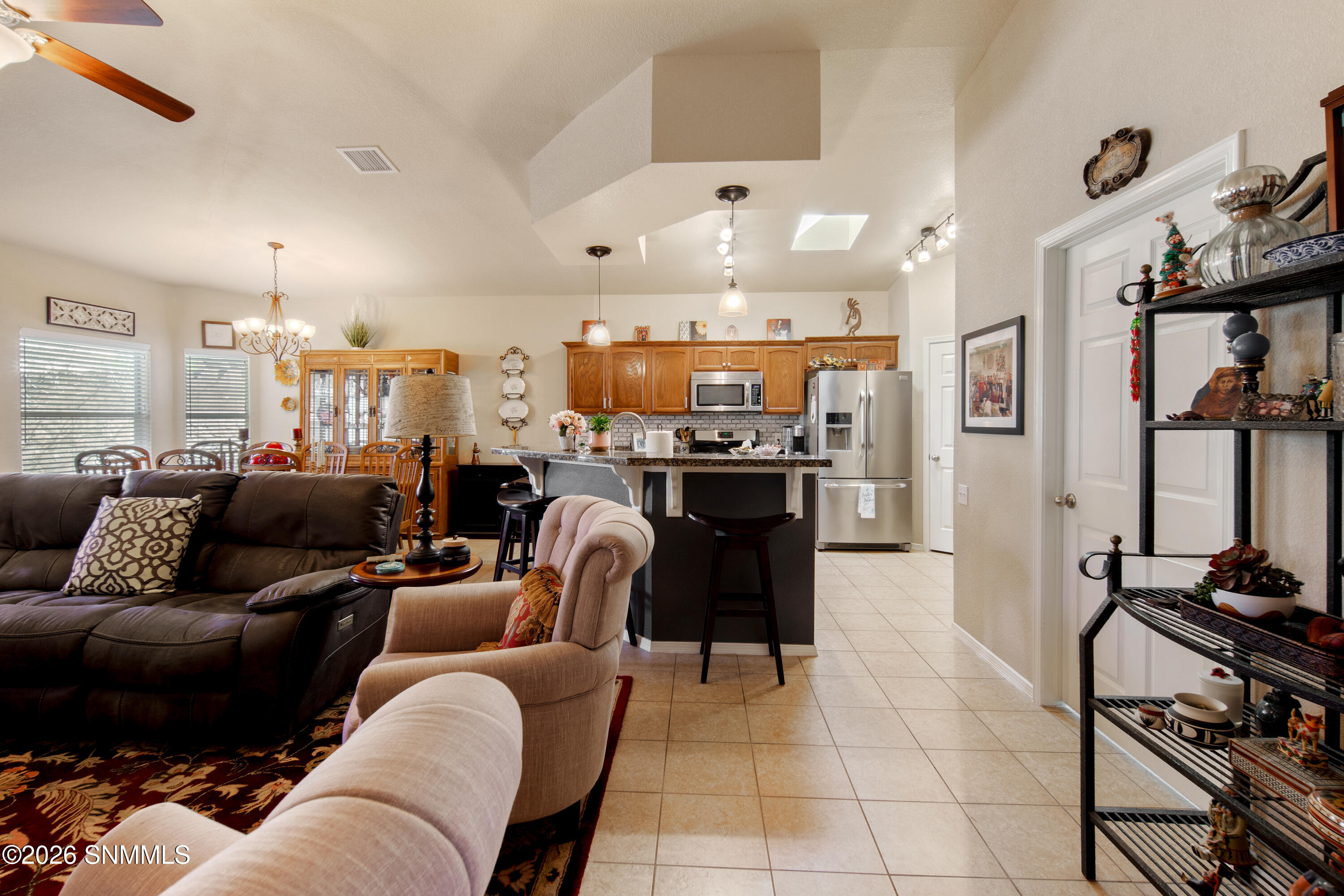 5805-Wales-MLS-Camera-Guy-7