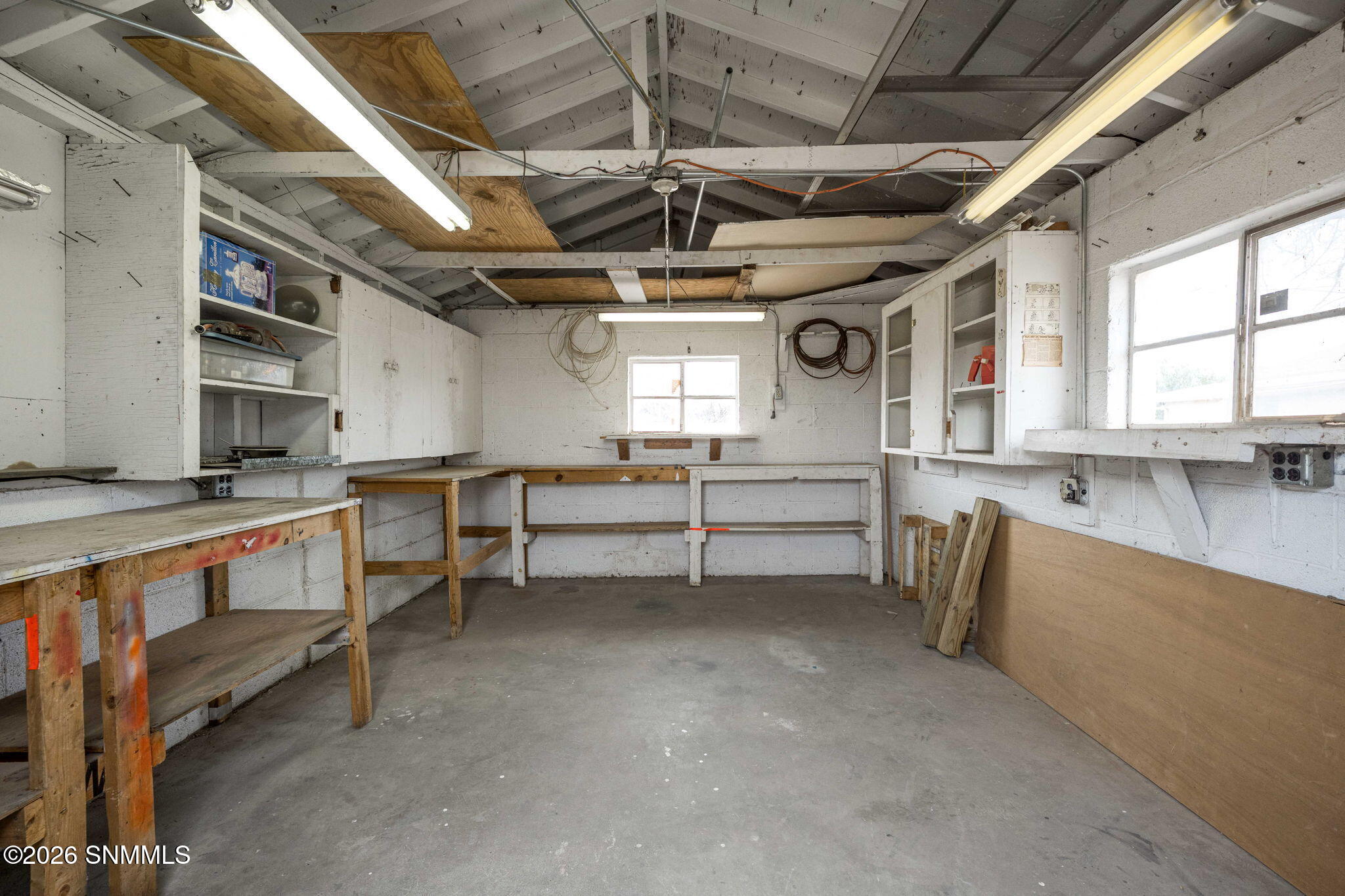 34-web-or-mls-Snappin Homes (Circle1065)