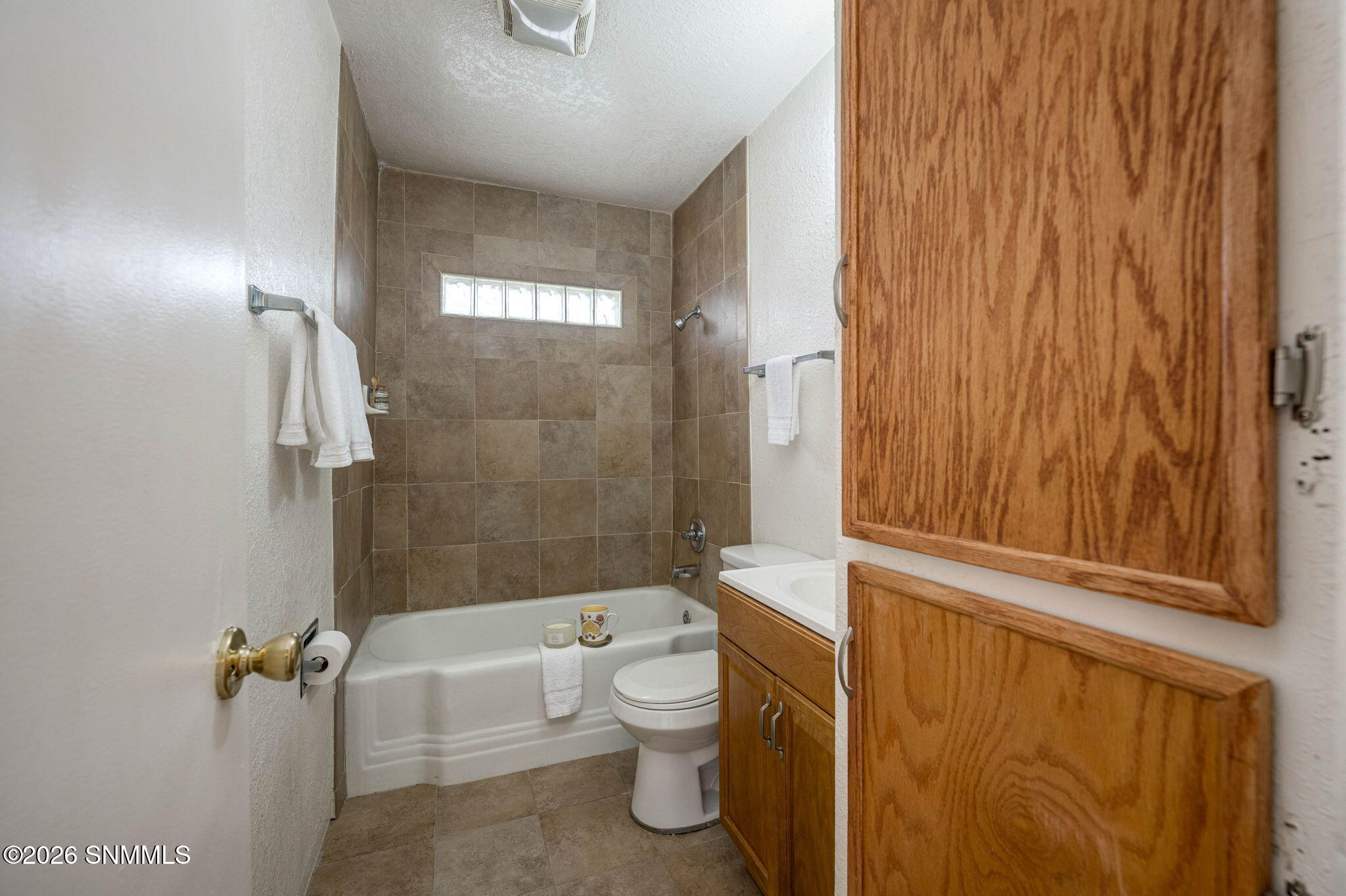 22-web-or-mls-Snappin Homes (Circle1065)